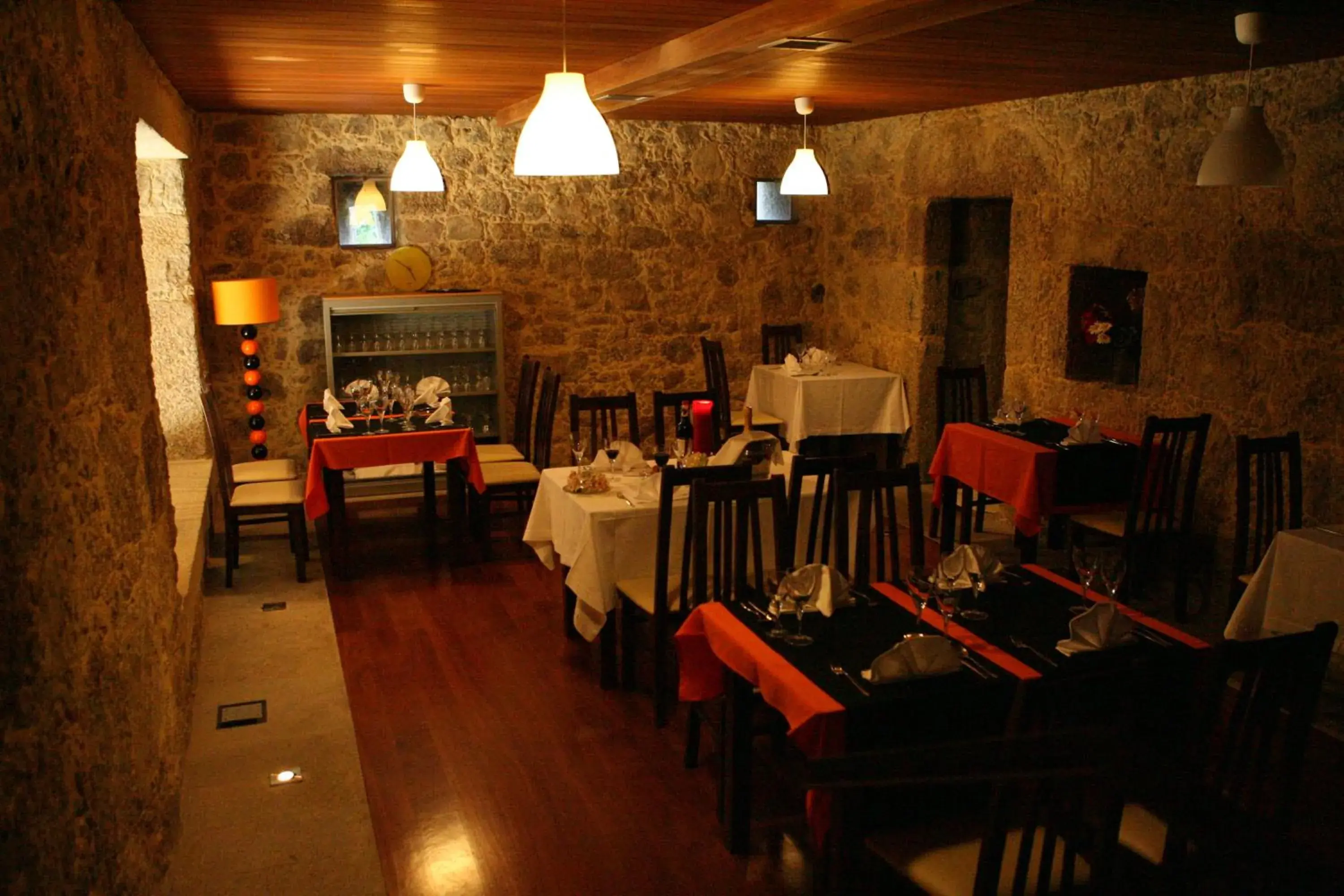 Restaurant/Places to Eat in Hotel Rural Alves - Casa Alves Torneiros