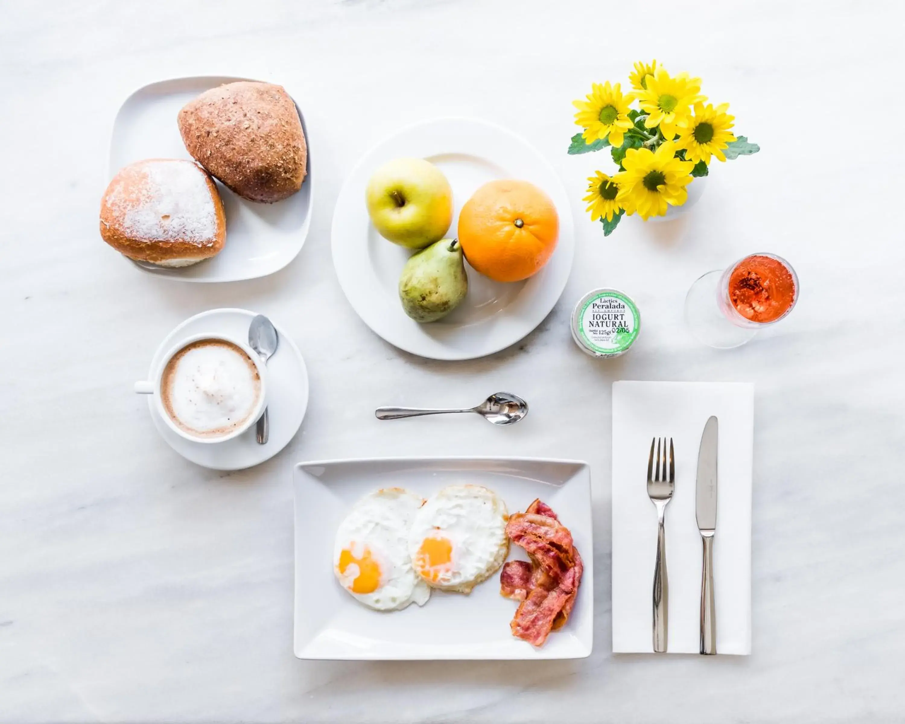 Breakfast, Food in Hotel Carmen