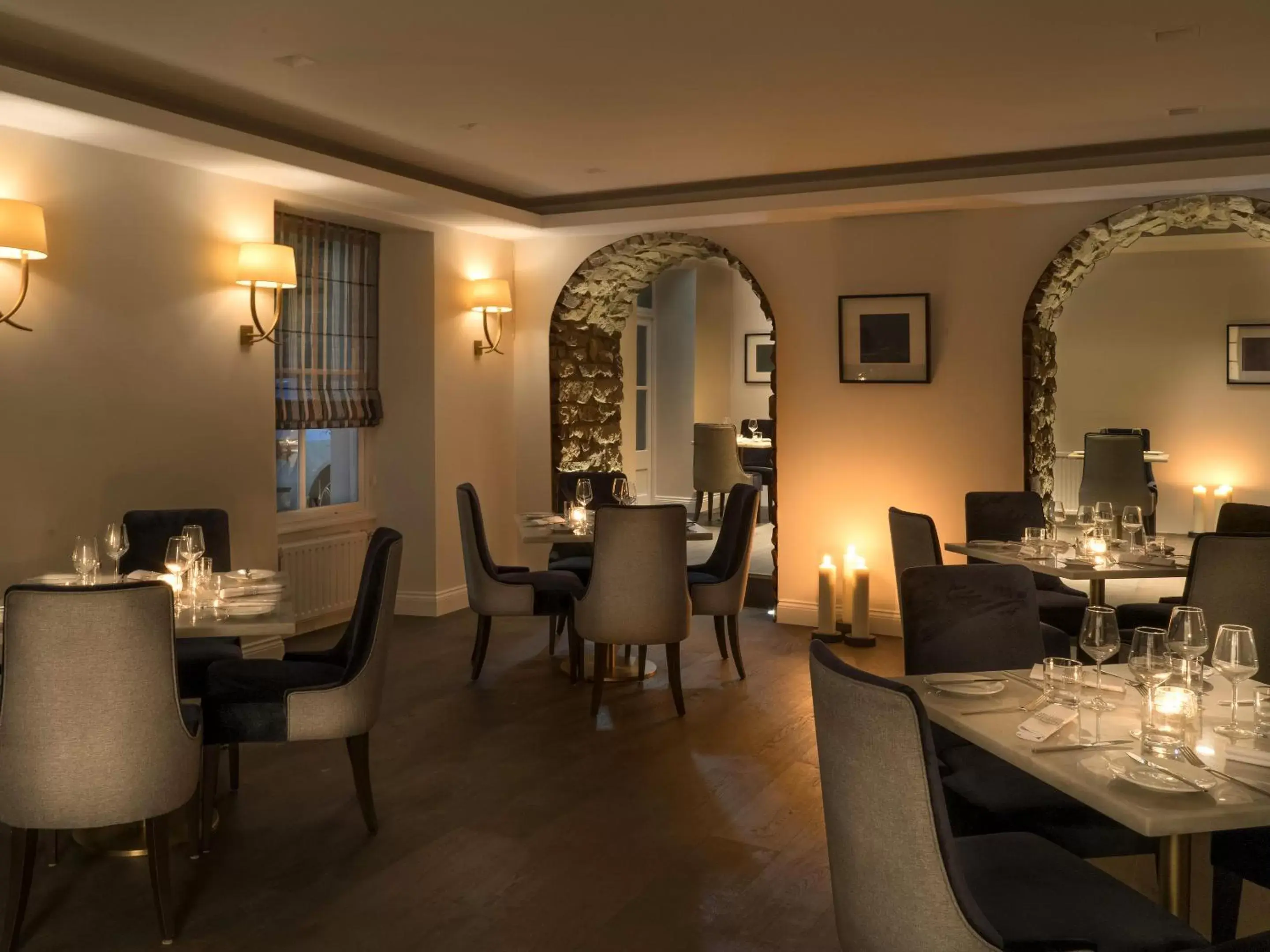 Restaurant/places to eat in New Bath Hotel & Spa