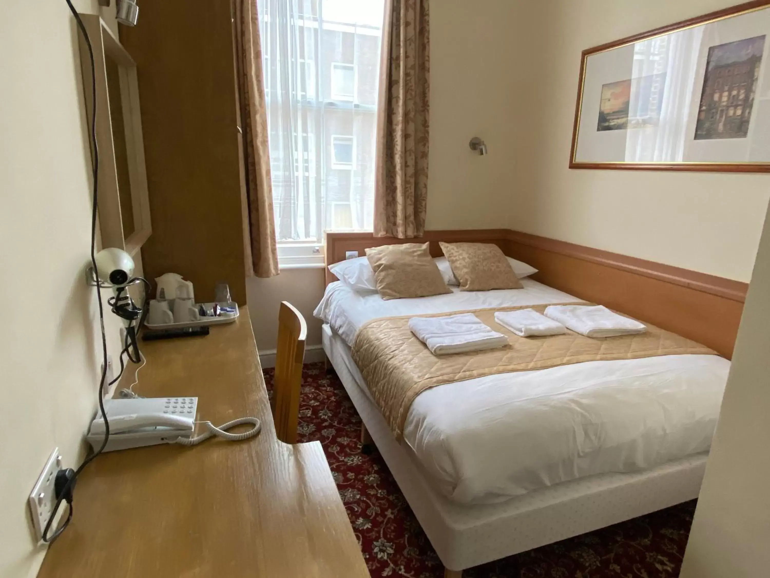 Bedroom, Bed in Belvedere Hotel