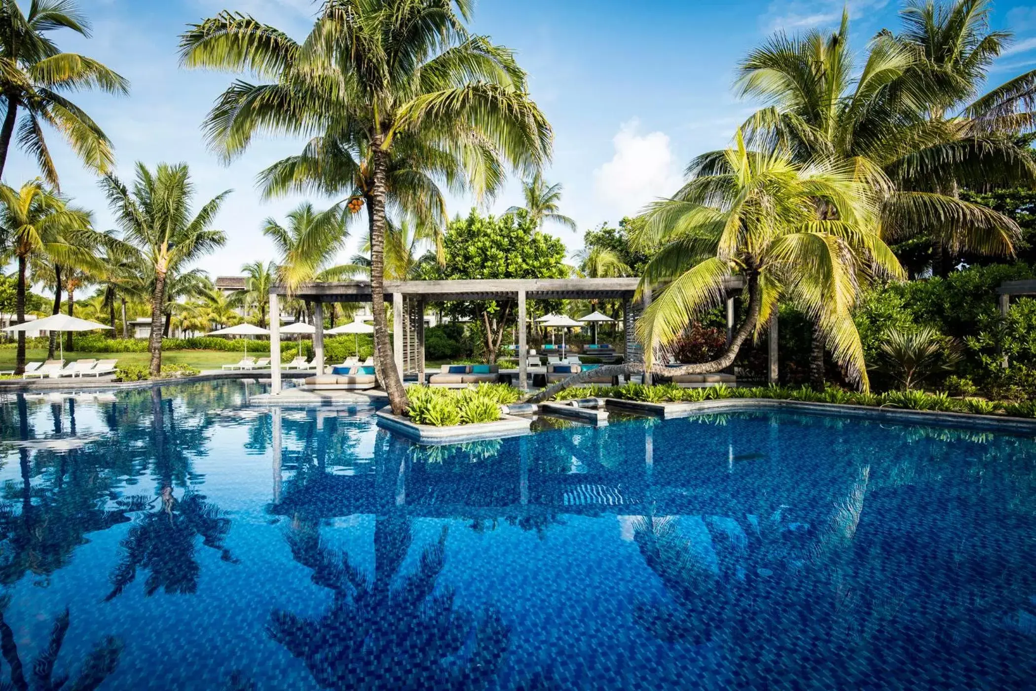 Swimming Pool in Long Beach Mauritius