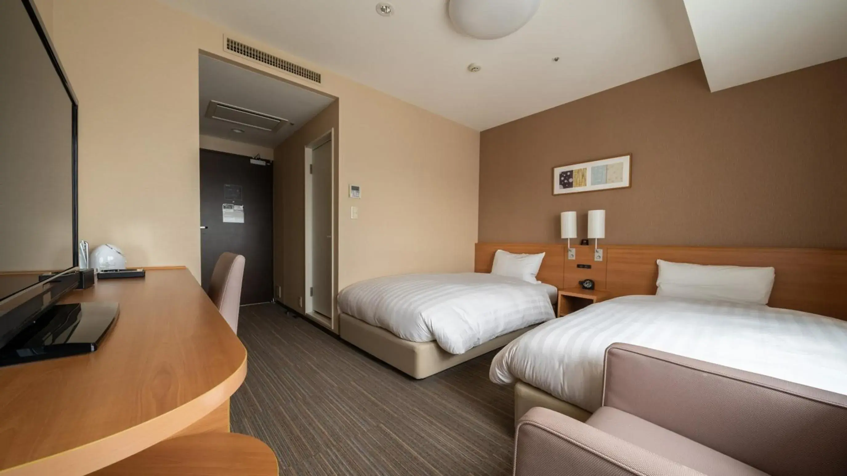 Photo of the whole room, Bed in Via Inn Tokyo Oimachi