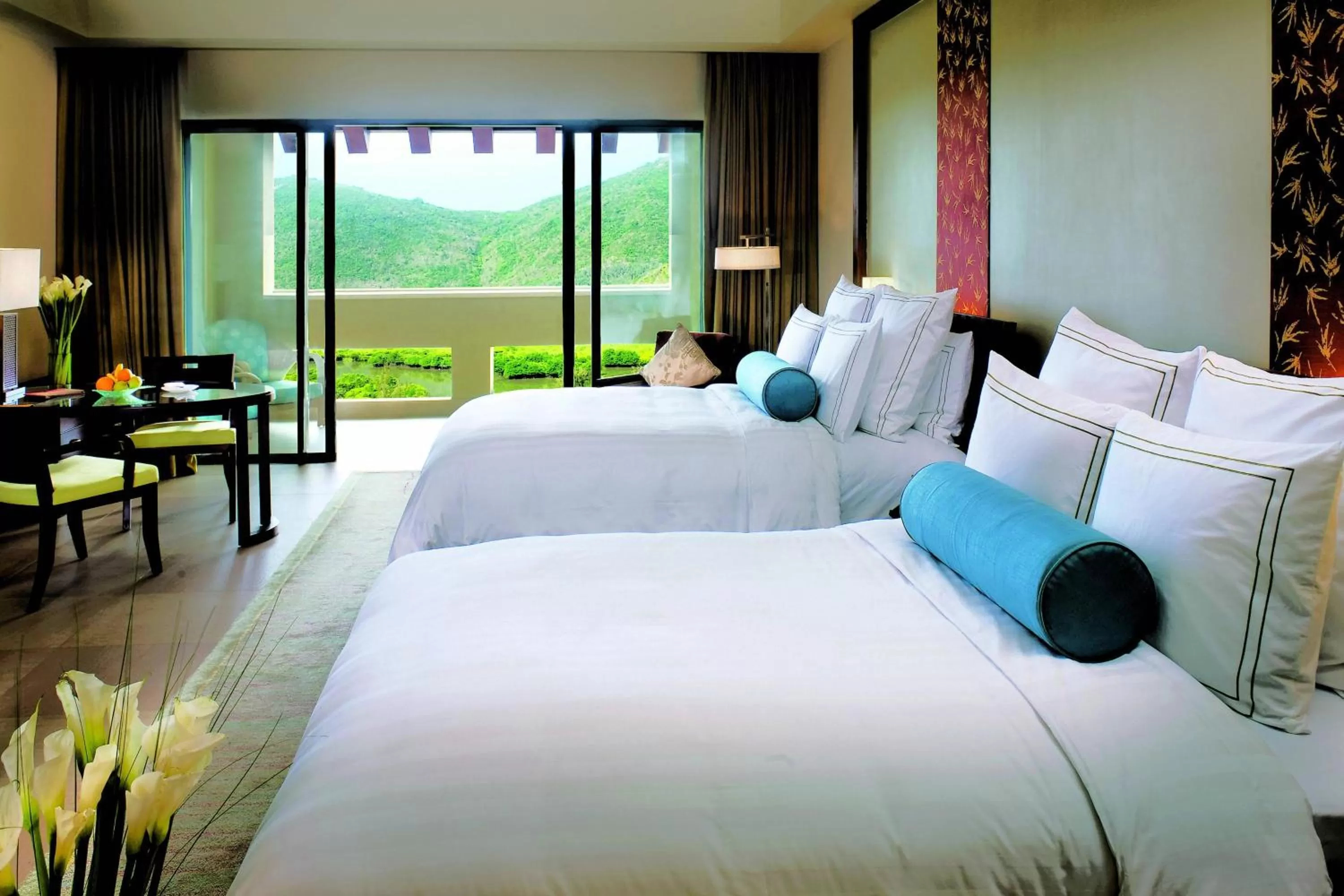 Photo of the whole room, Bed in The Ritz-Carlton Sanya, Yalong Bay