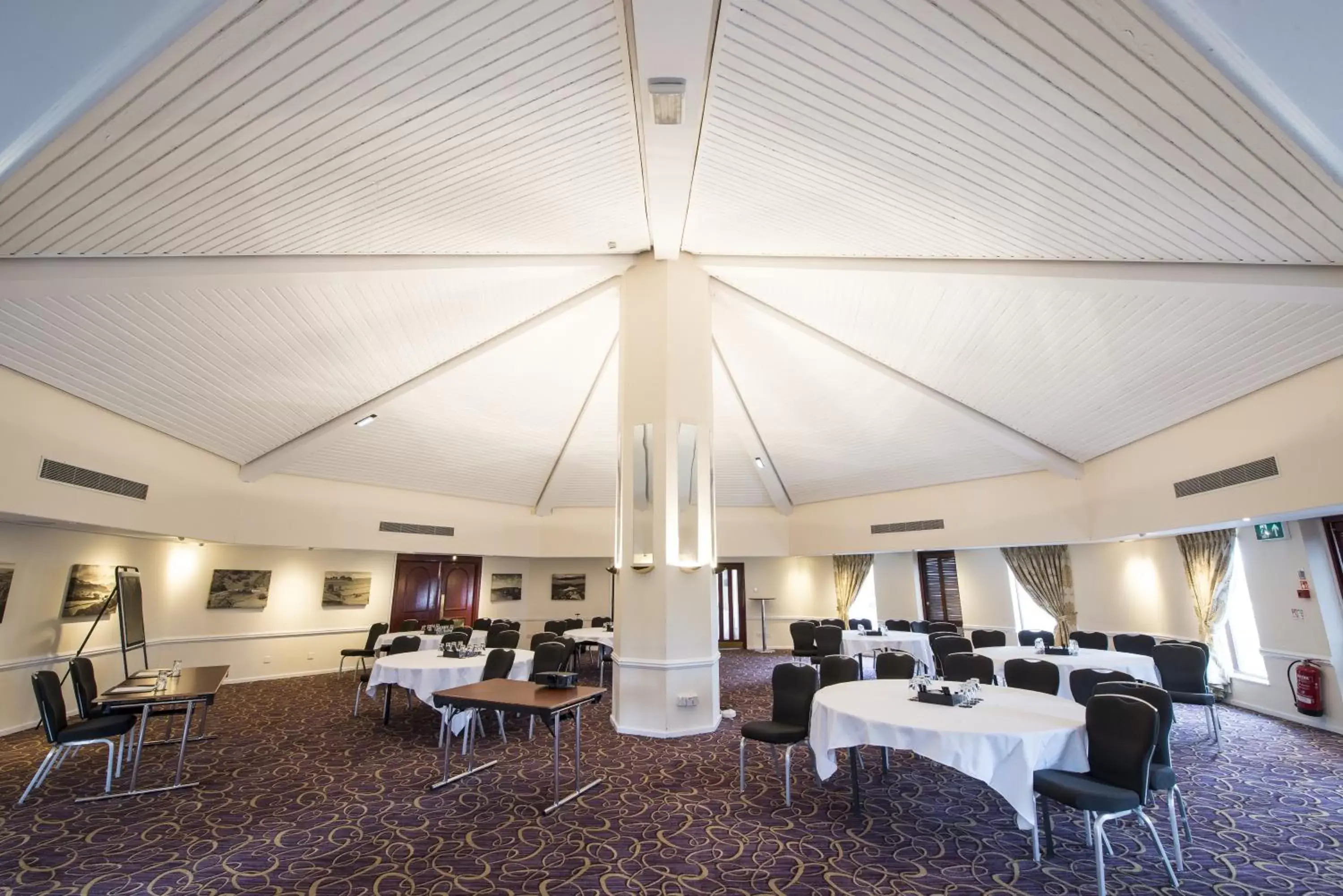 Banquet/Function facilities in Holiday Inn South Normanton M1, Jct.28, an IHG Hotel