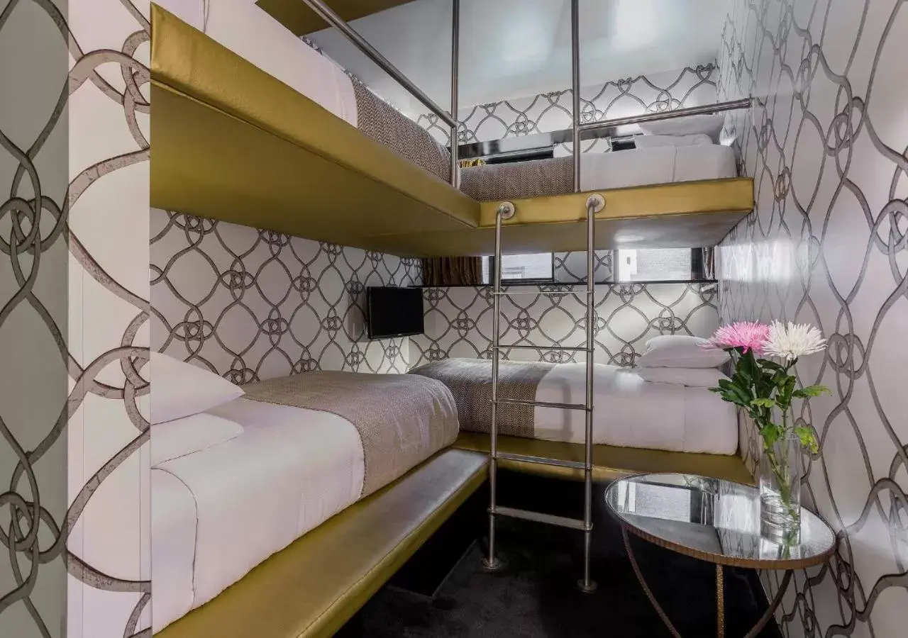 Bedroom, Bunk Bed in 45 Times Square Hotel