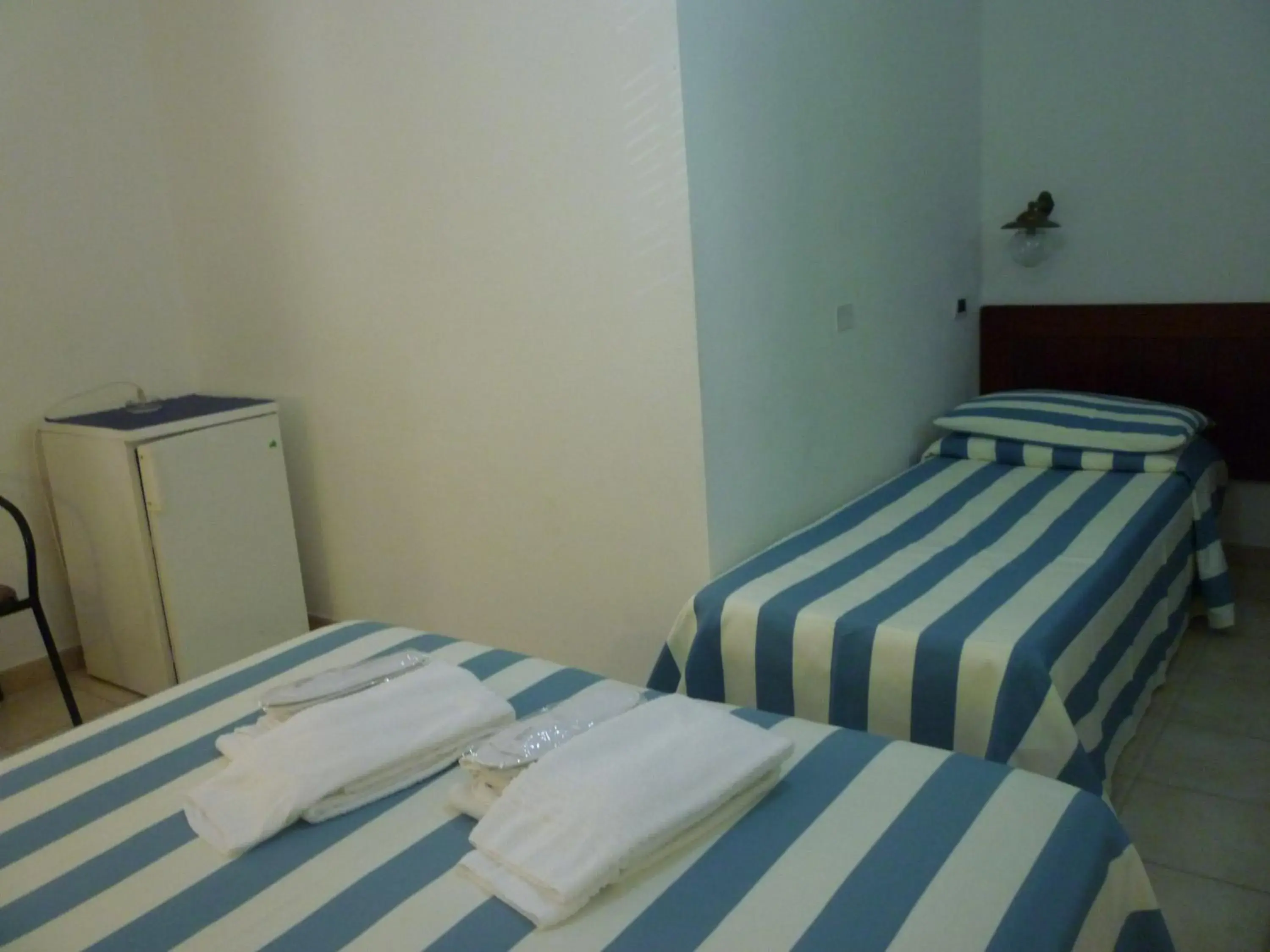 Bed in Hotel L'Ancora