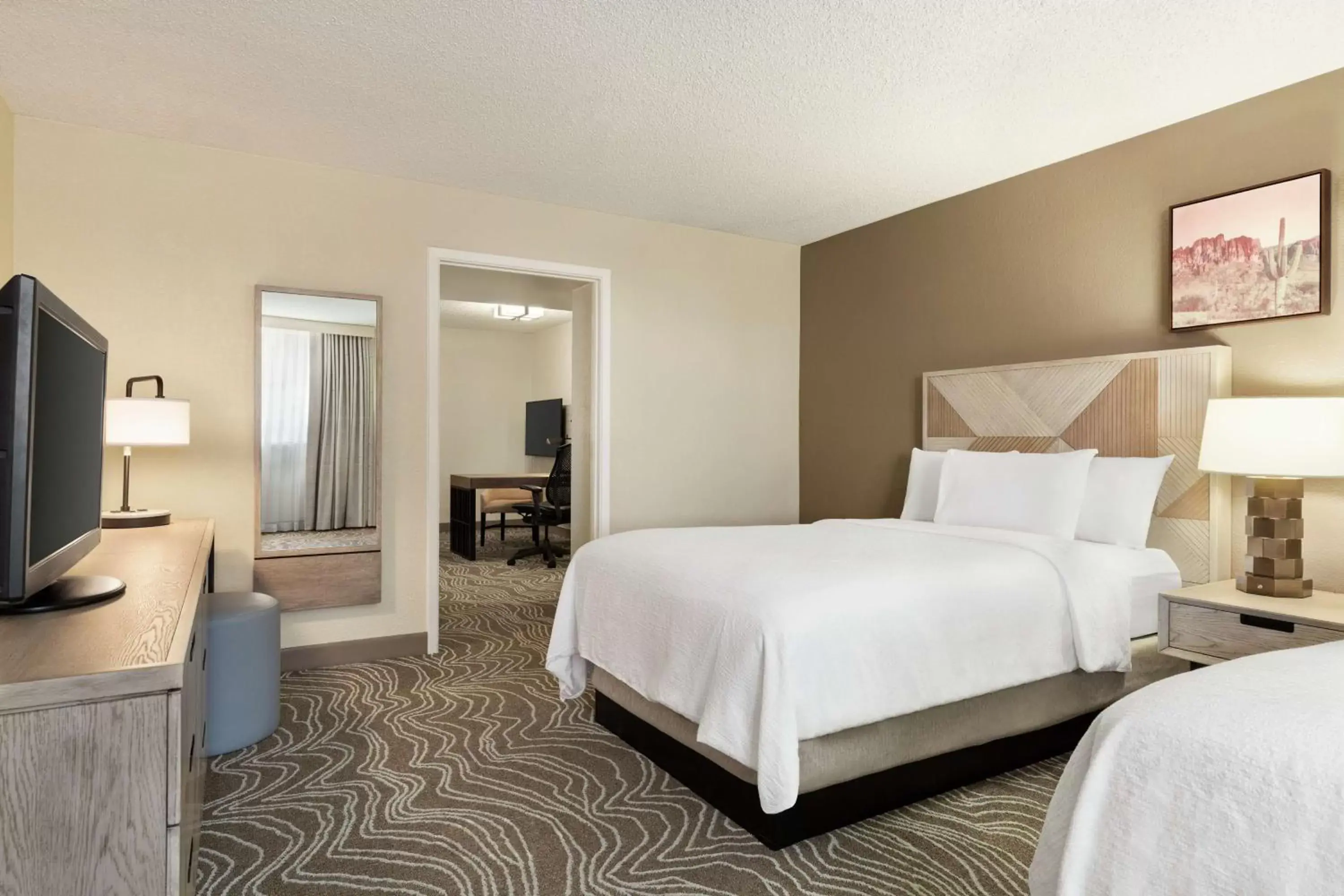 Bed in Embassy Suites by Hilton Phoenix Tempe