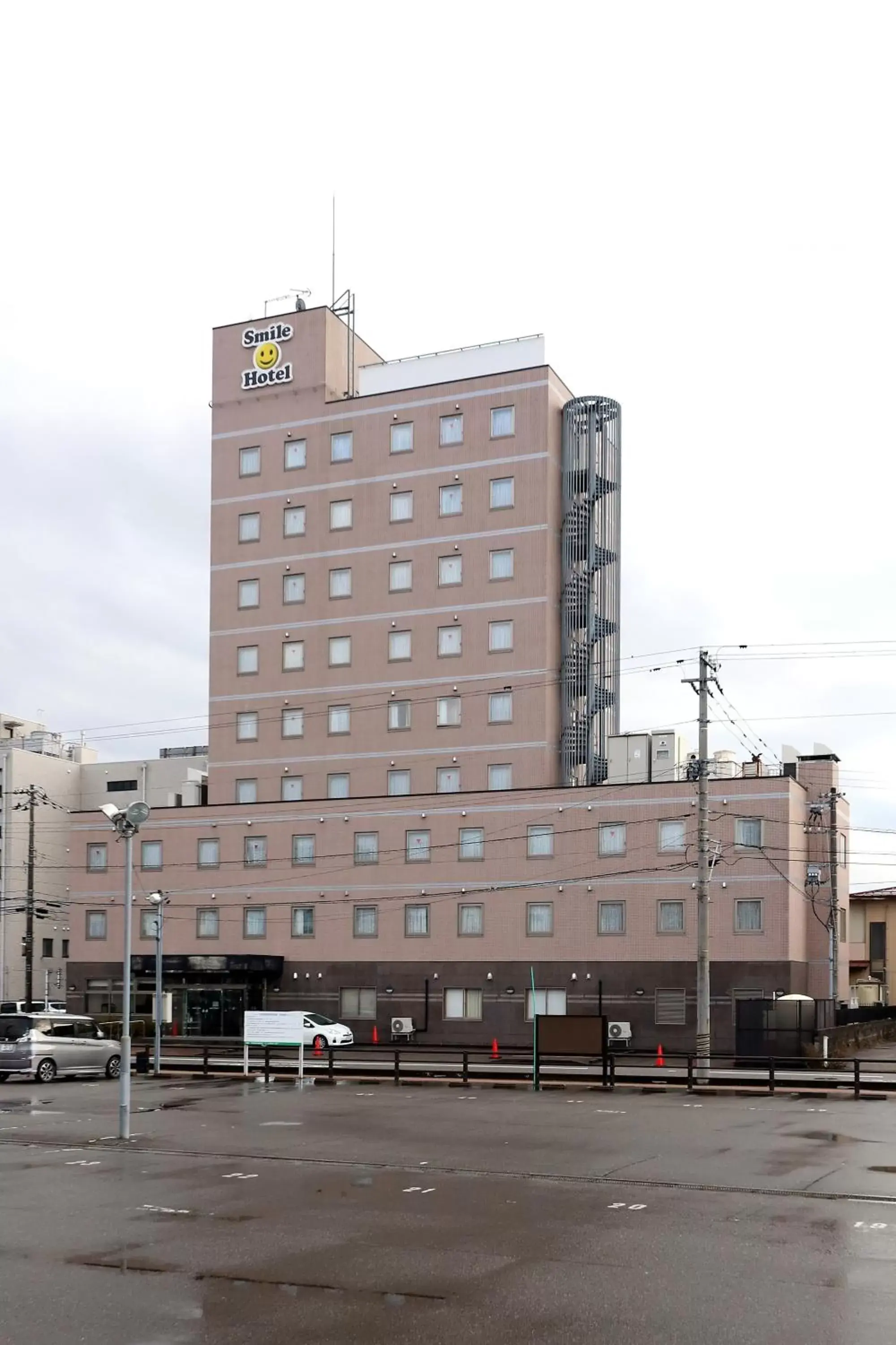 Property Building in Smile Hotel Takaoka Ekimae
