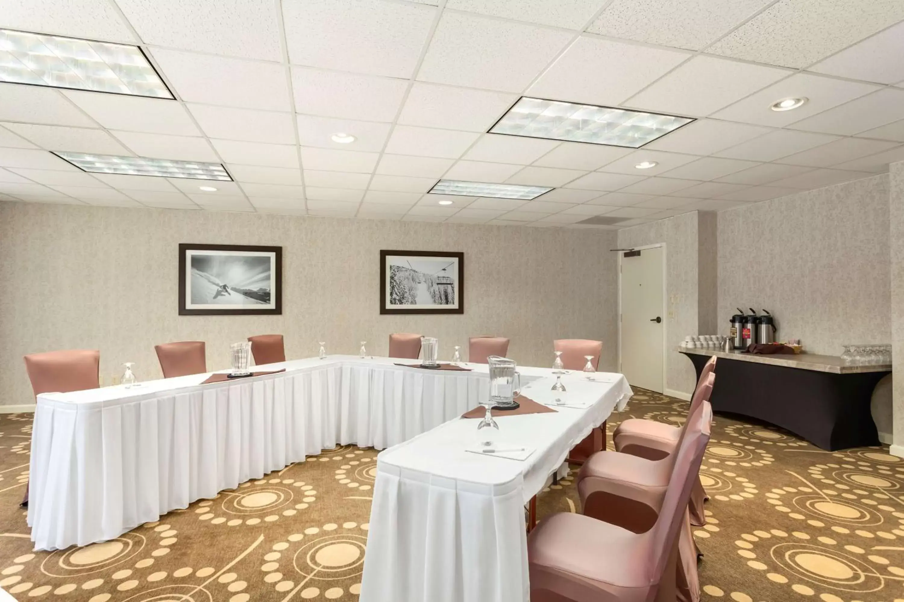 Meeting/conference room in Hampton Inn Burlington - Colchester
