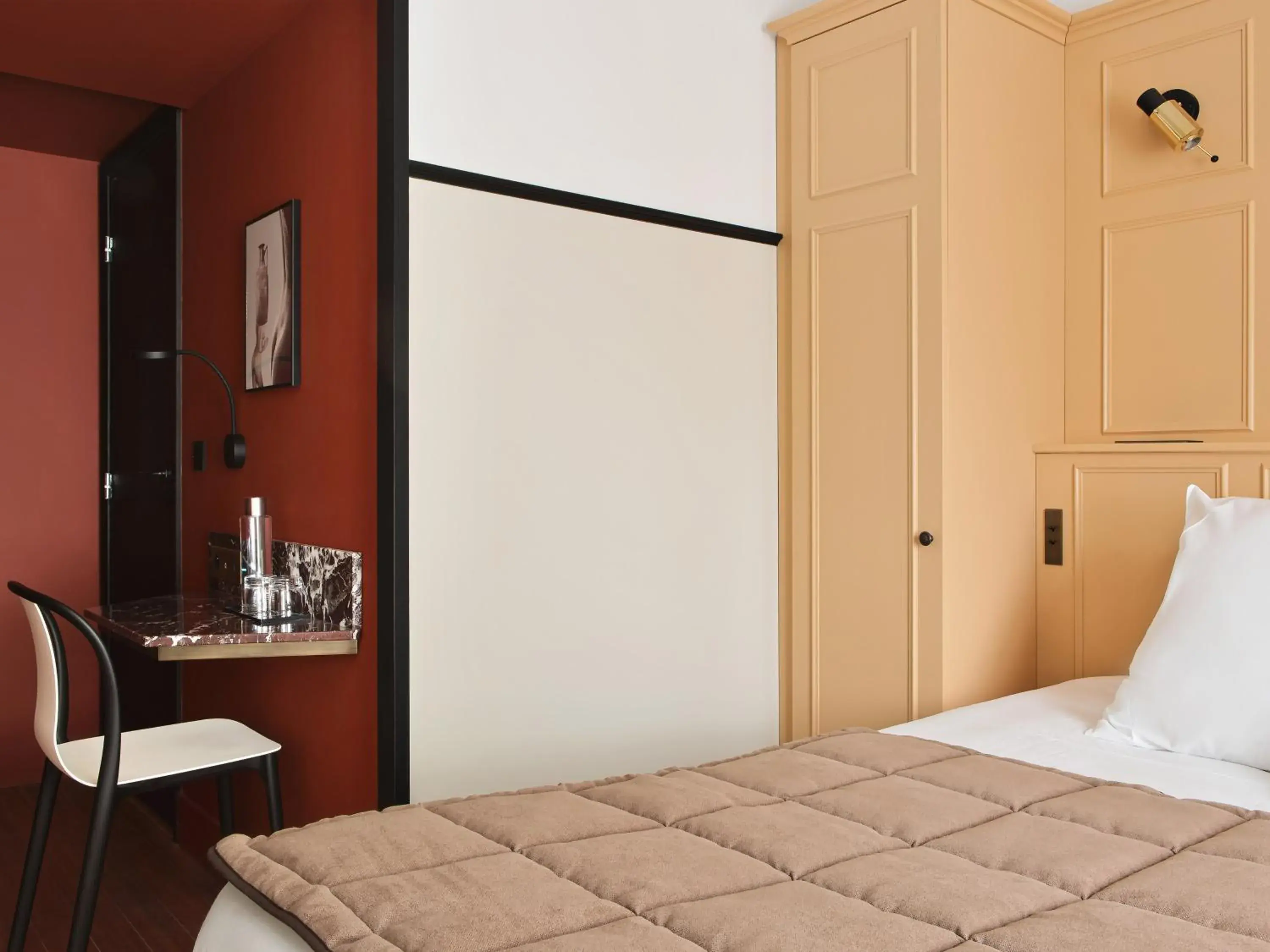 Bedroom, Bed in New Hotel Lafayette