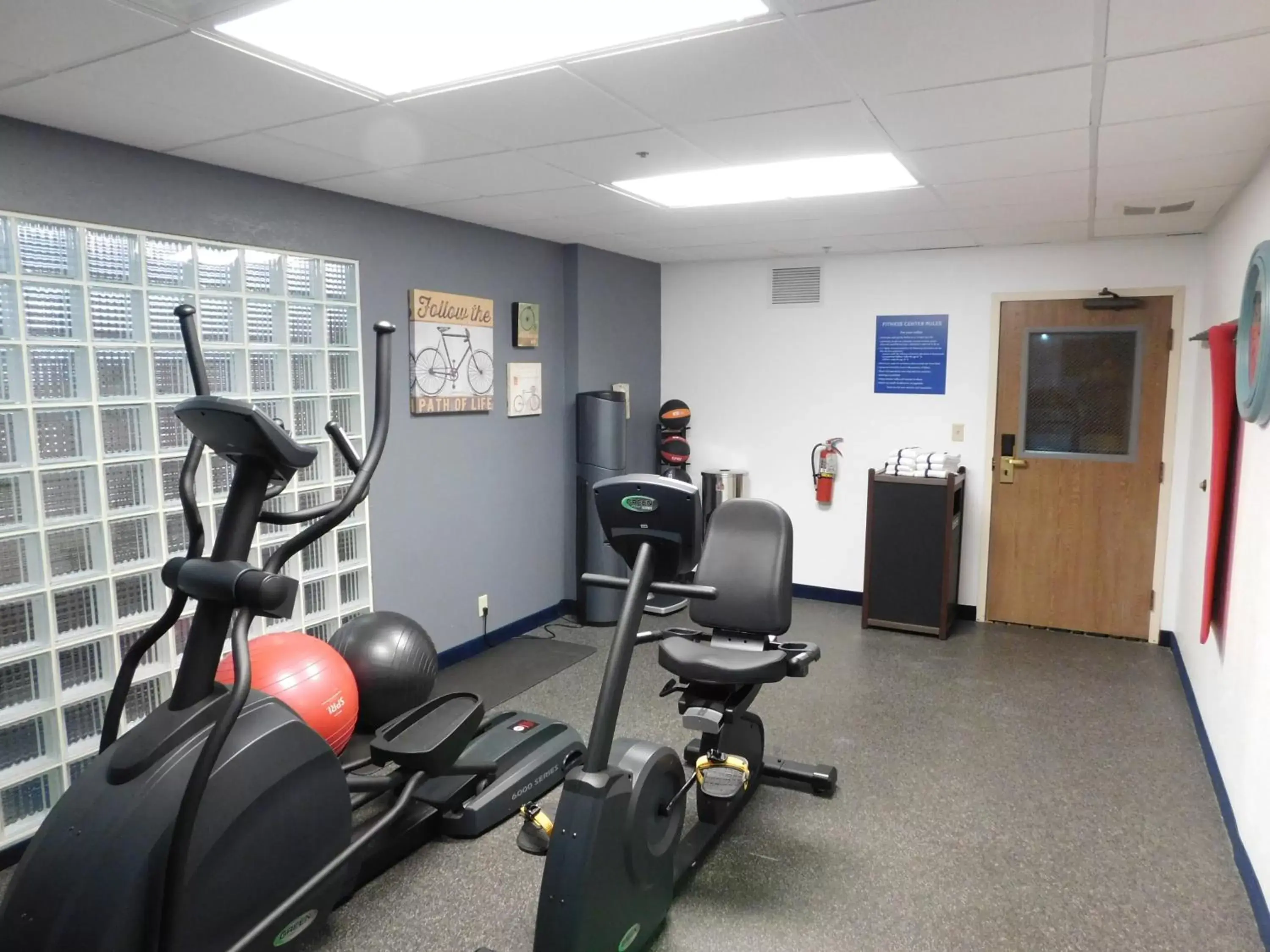 Fitness centre/facilities, Fitness Center/Facilities in Days Inn by Wyndham Fargo