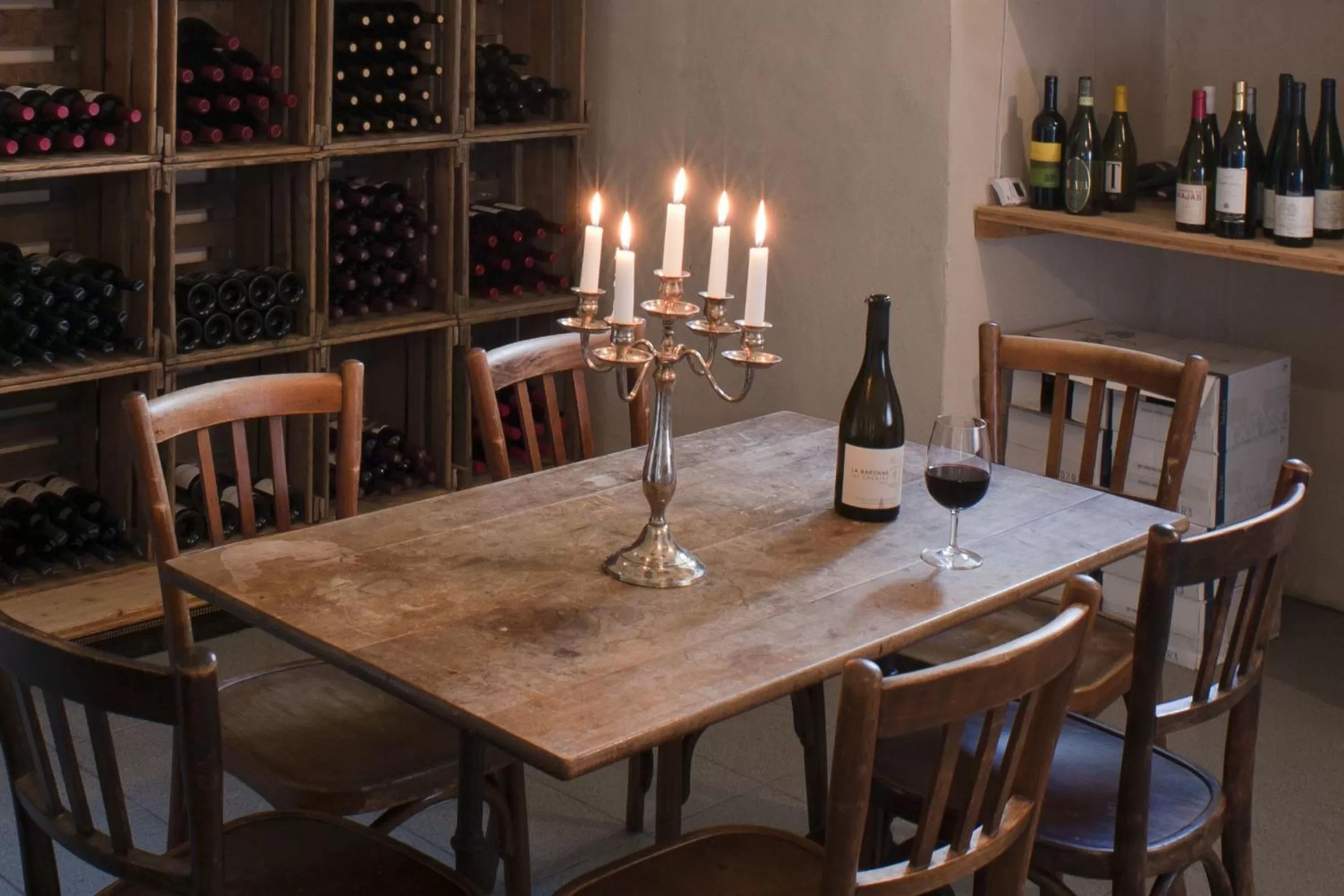 Alcoholic drinks in Schloss Münchenwiler