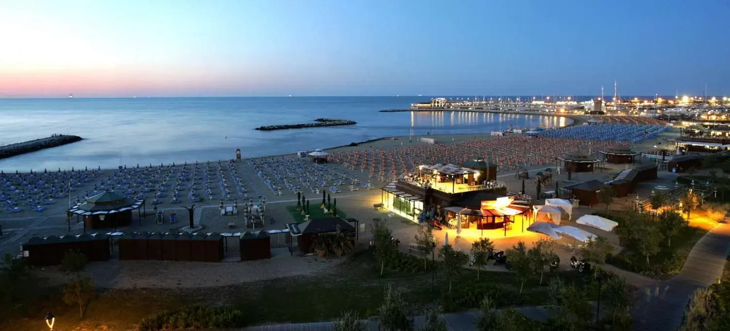 Beach in Hotel Spring