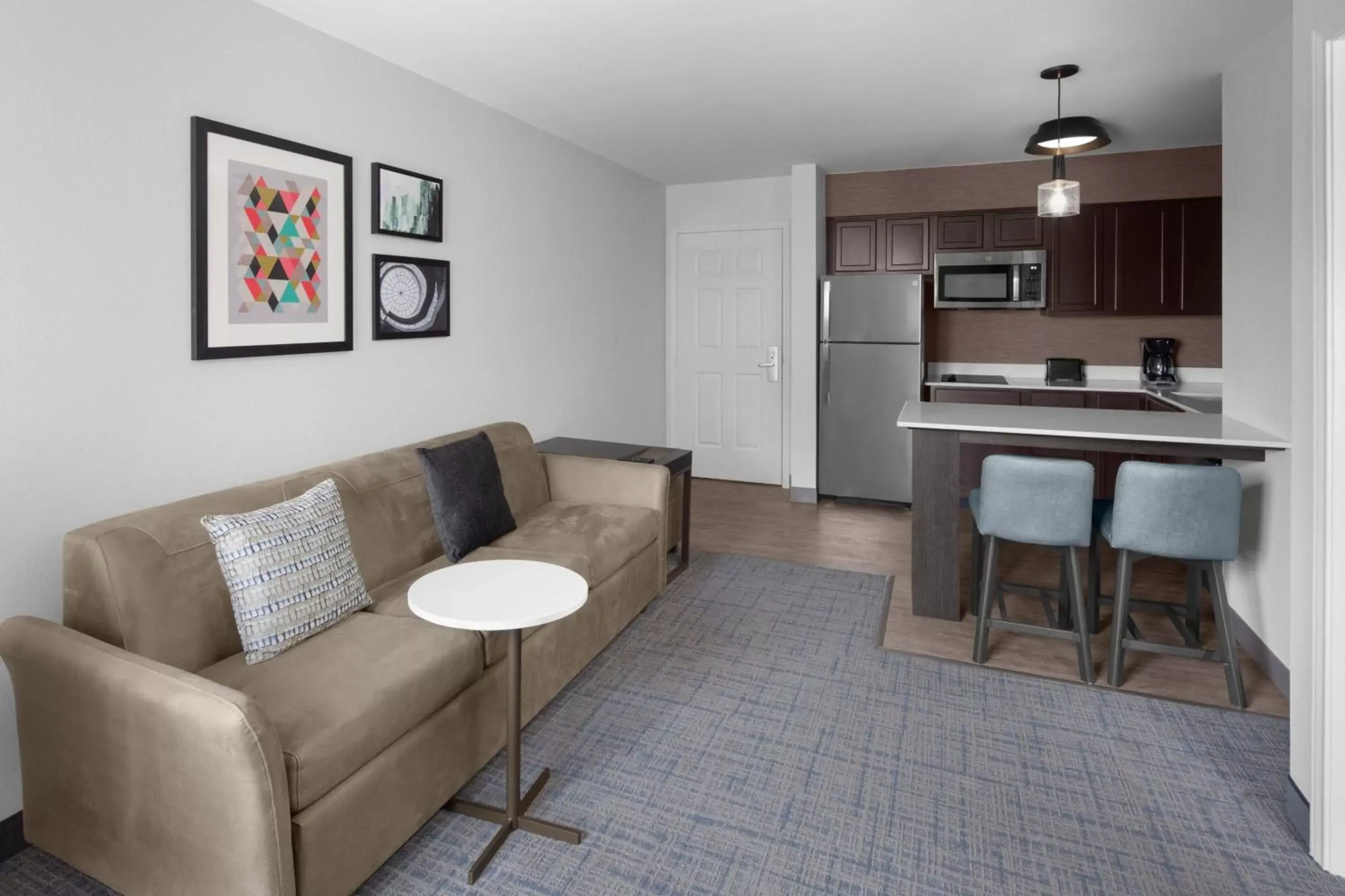 Bedroom, Seating Area in Residence Inn Fort Worth Cultural District