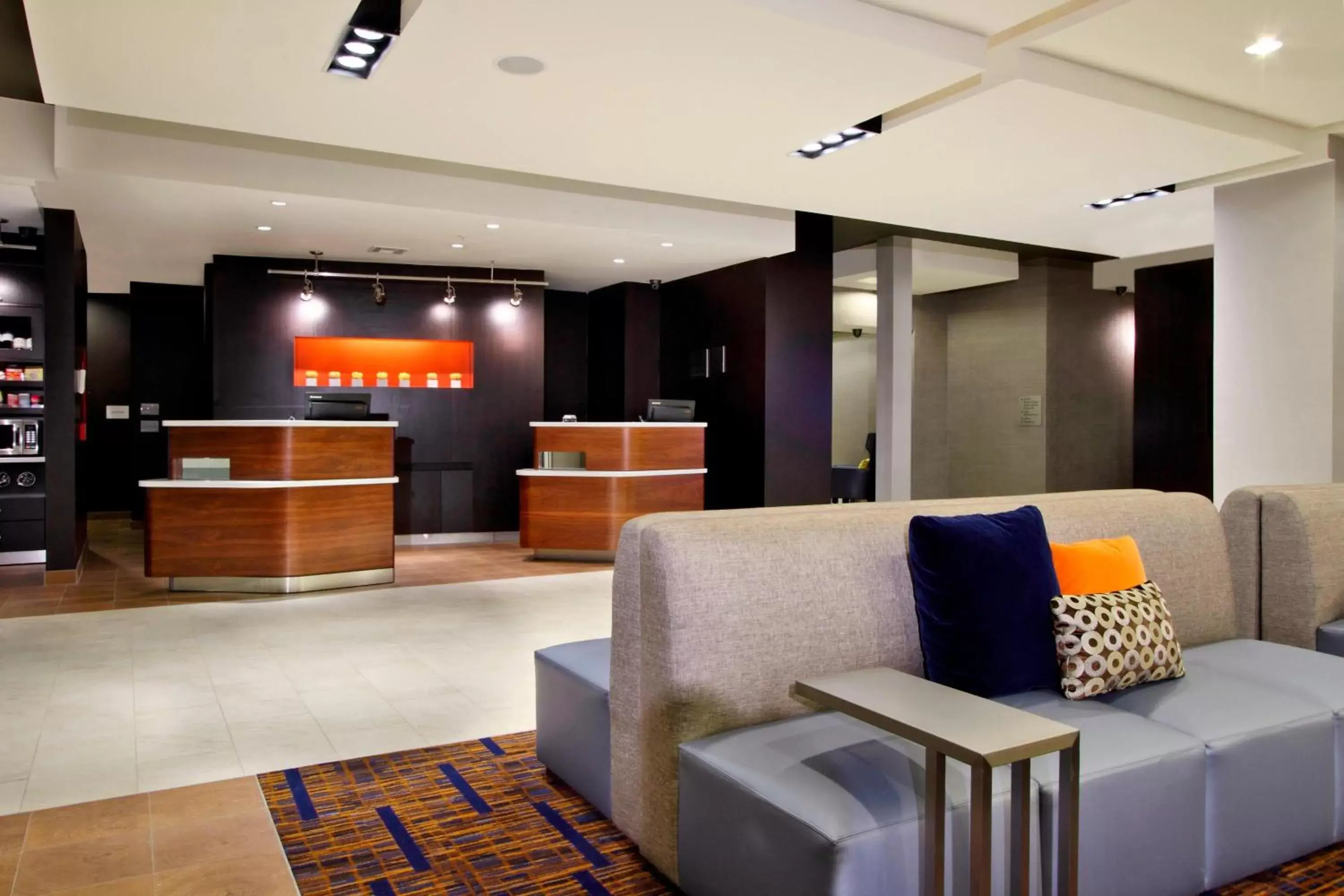 Lobby or reception, Lobby/Reception in Courtyard by Marriott Victoria