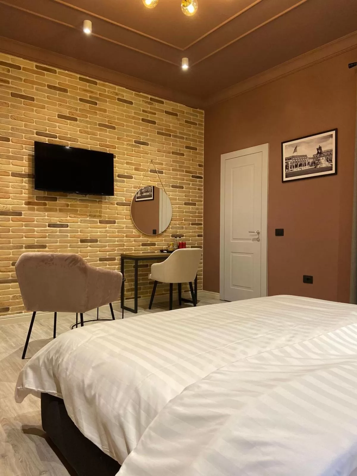 TV and multimedia, Bed in Ardenica Boutique Hotel