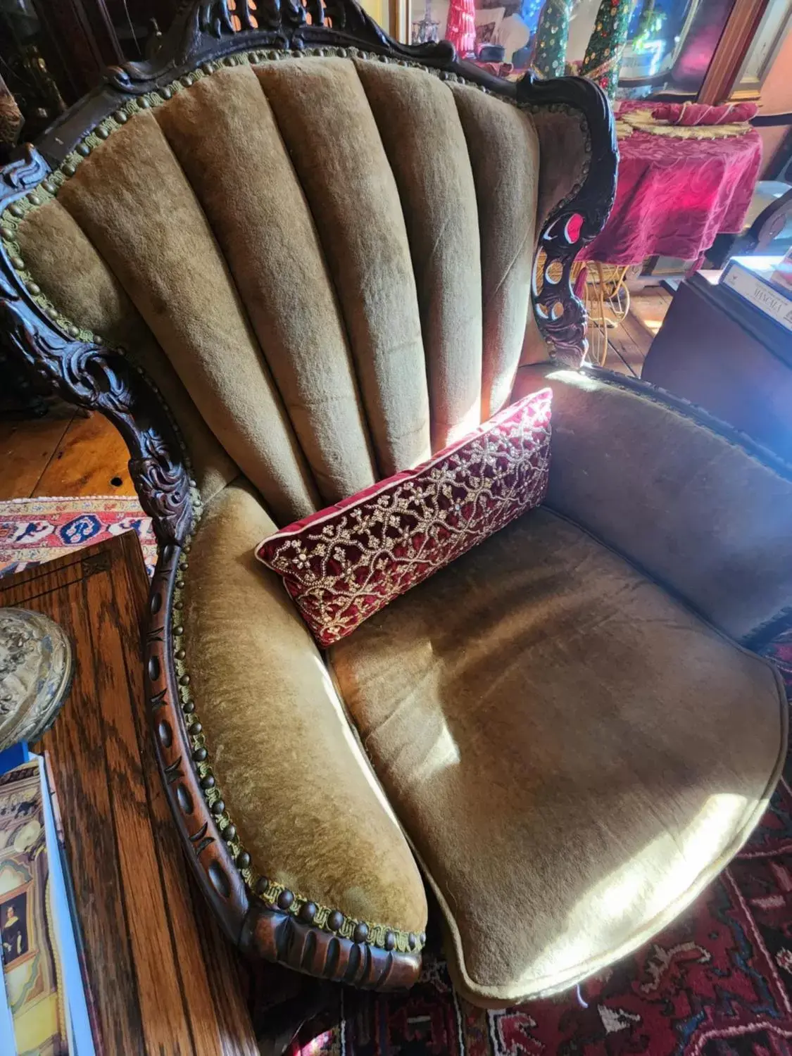 Seating Area in House of 1833 Bed and Breakfast