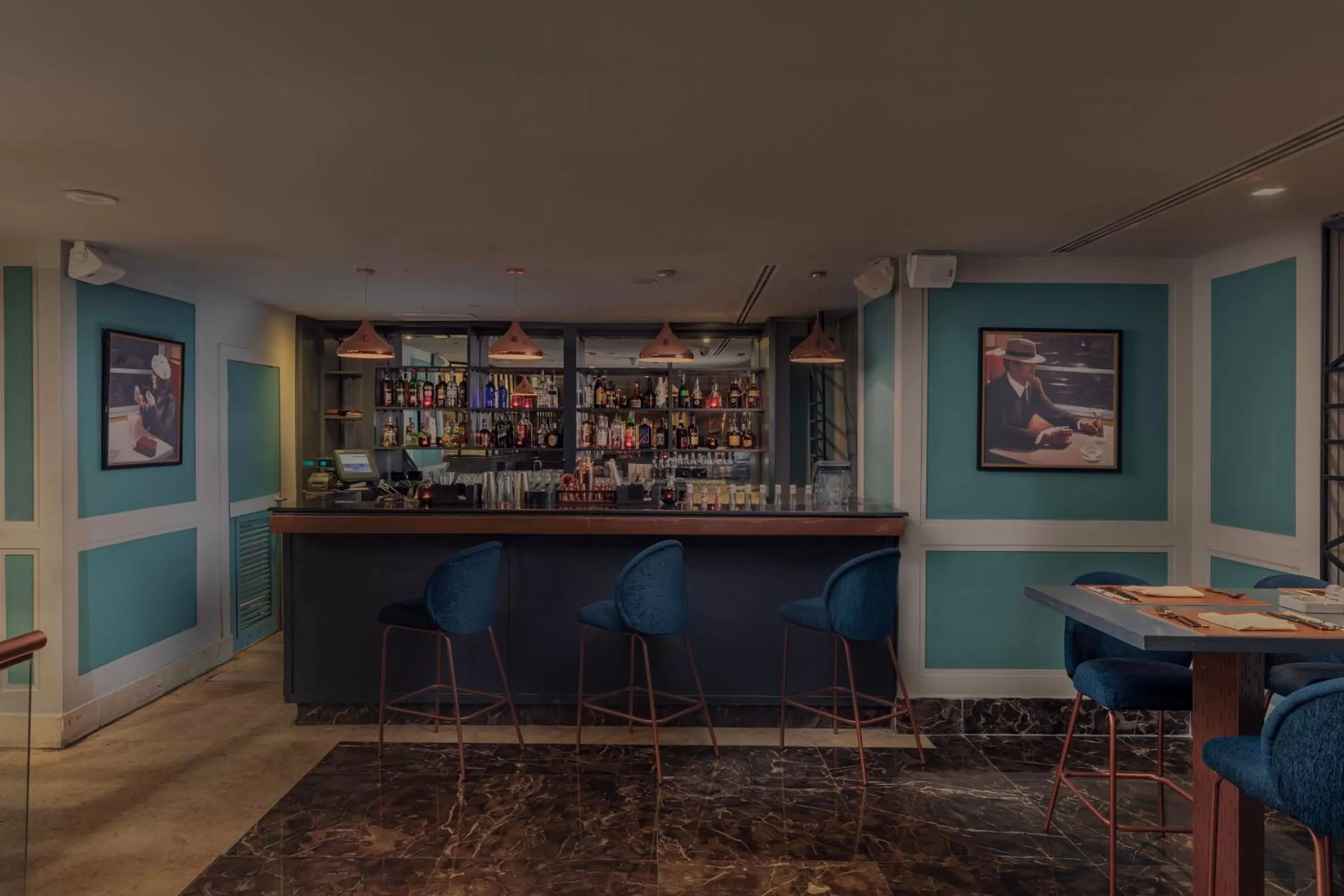 Lounge or bar in Radisson Blu Hotel, Cairo Heliopolis