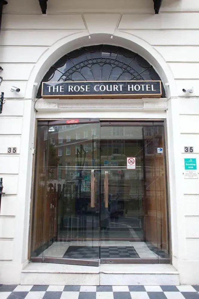 Facade/entrance in Rose Court Hotel