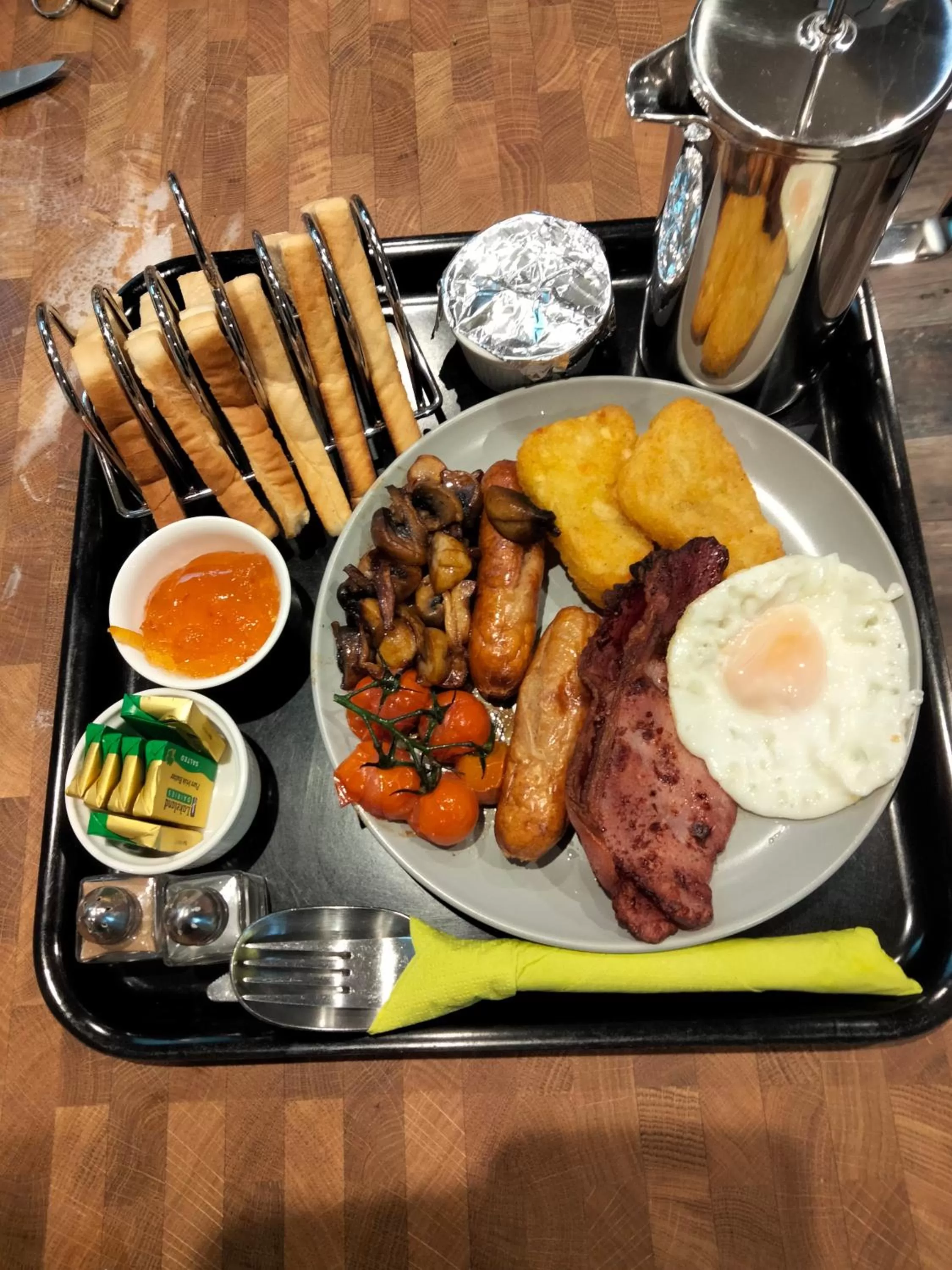 Breakfast in The Overlook Bed and Breakfast