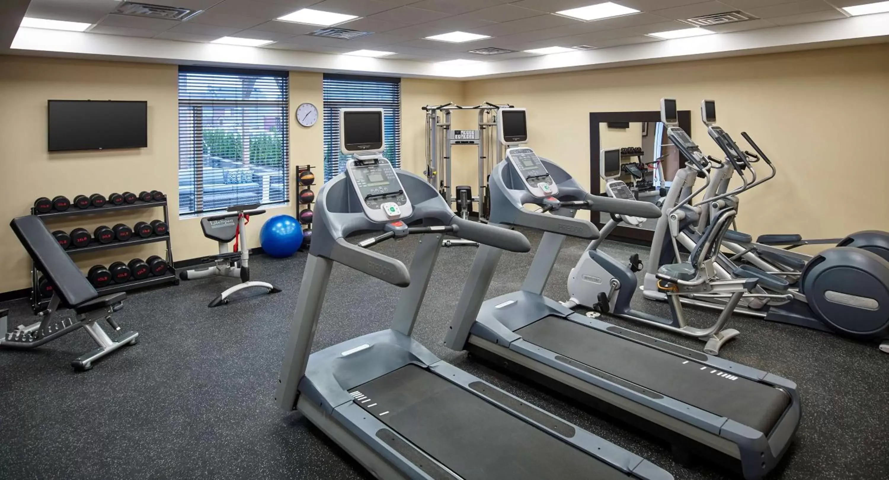 Fitness centre/facilities, Fitness Center/Facilities in Homewood Suites By Hilton North Bay