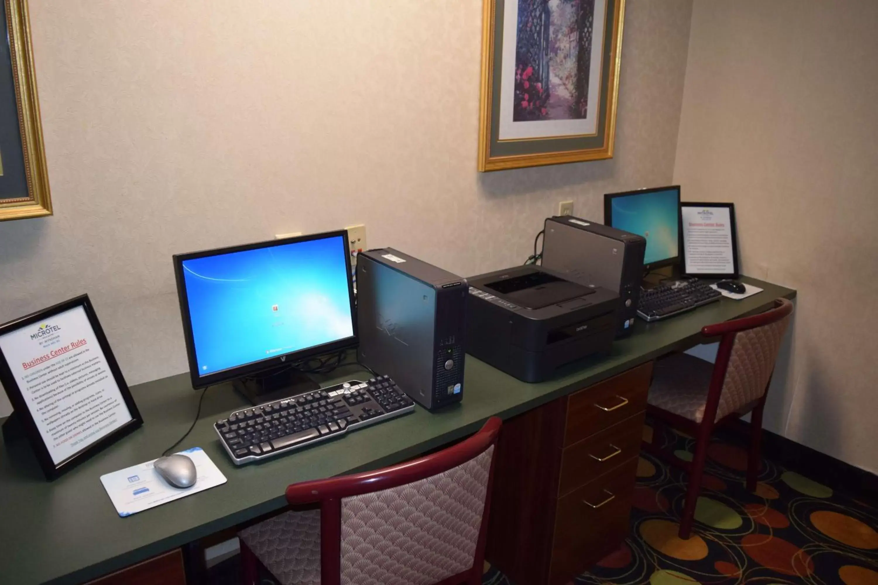 On site, Business Area/Conference Room in Microtel Inn & Suites by Wyndham Rock Hill/Charlotte Area