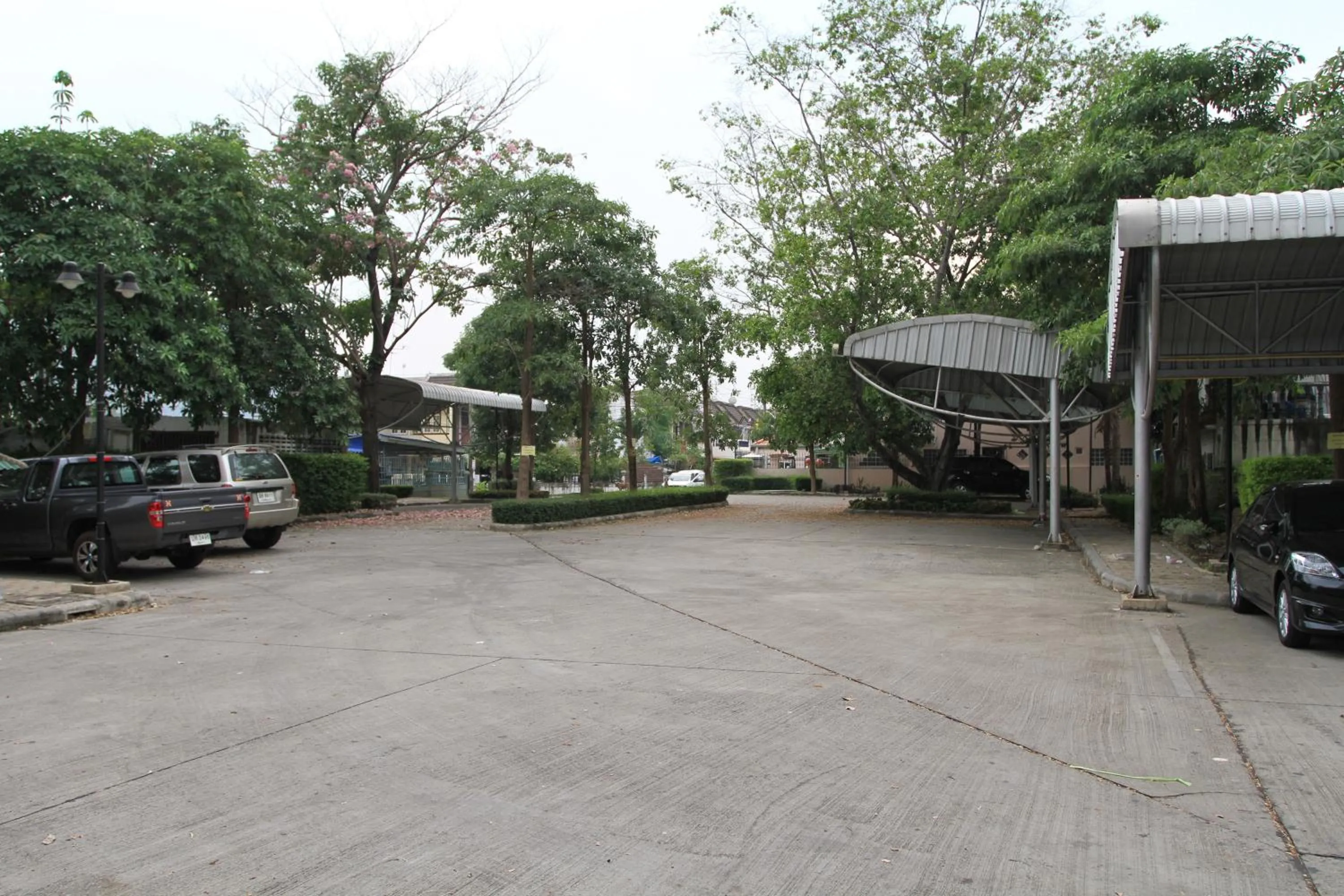 Neighbourhood in Happyland Mansion