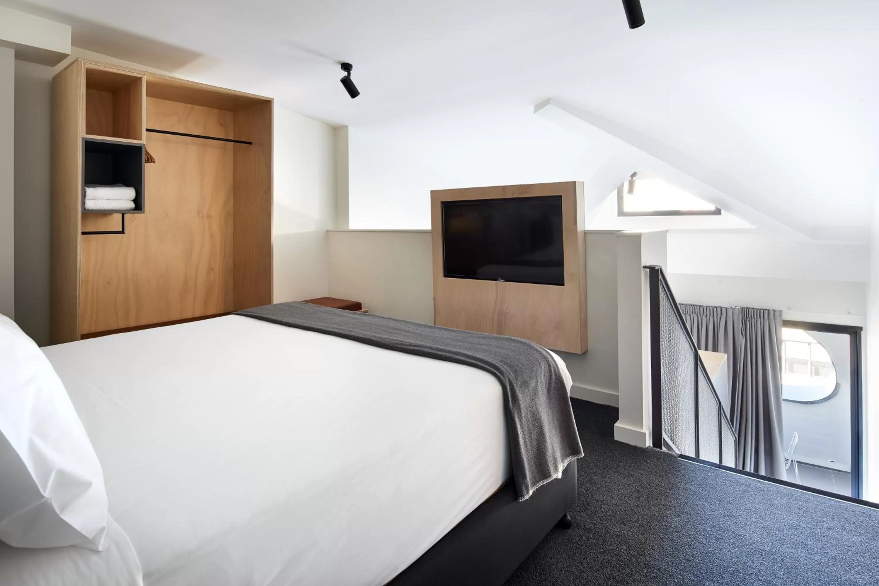 Bedroom, Bed in Veriu Broadway