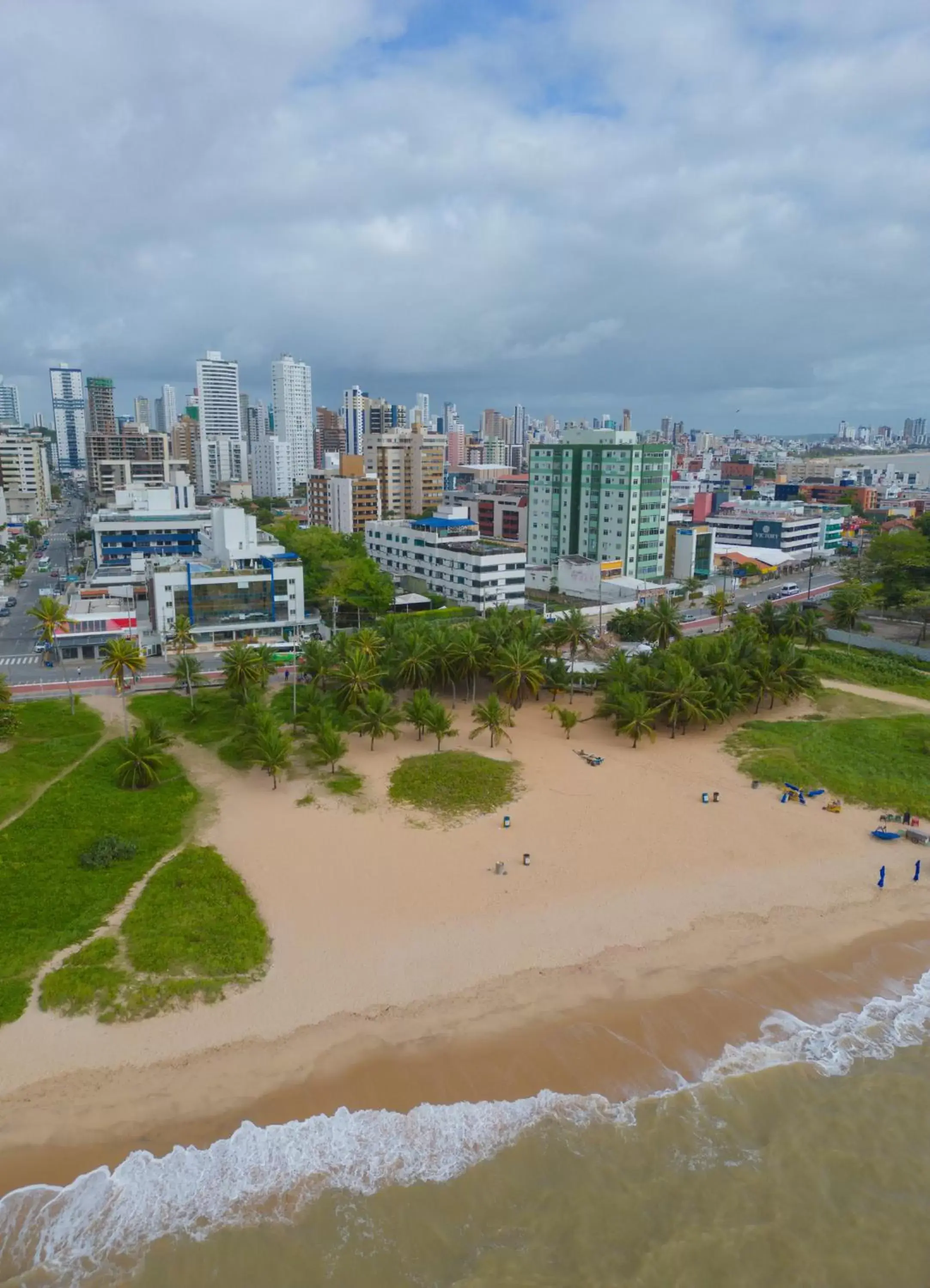 Beach in Atlântico Praia Hotel