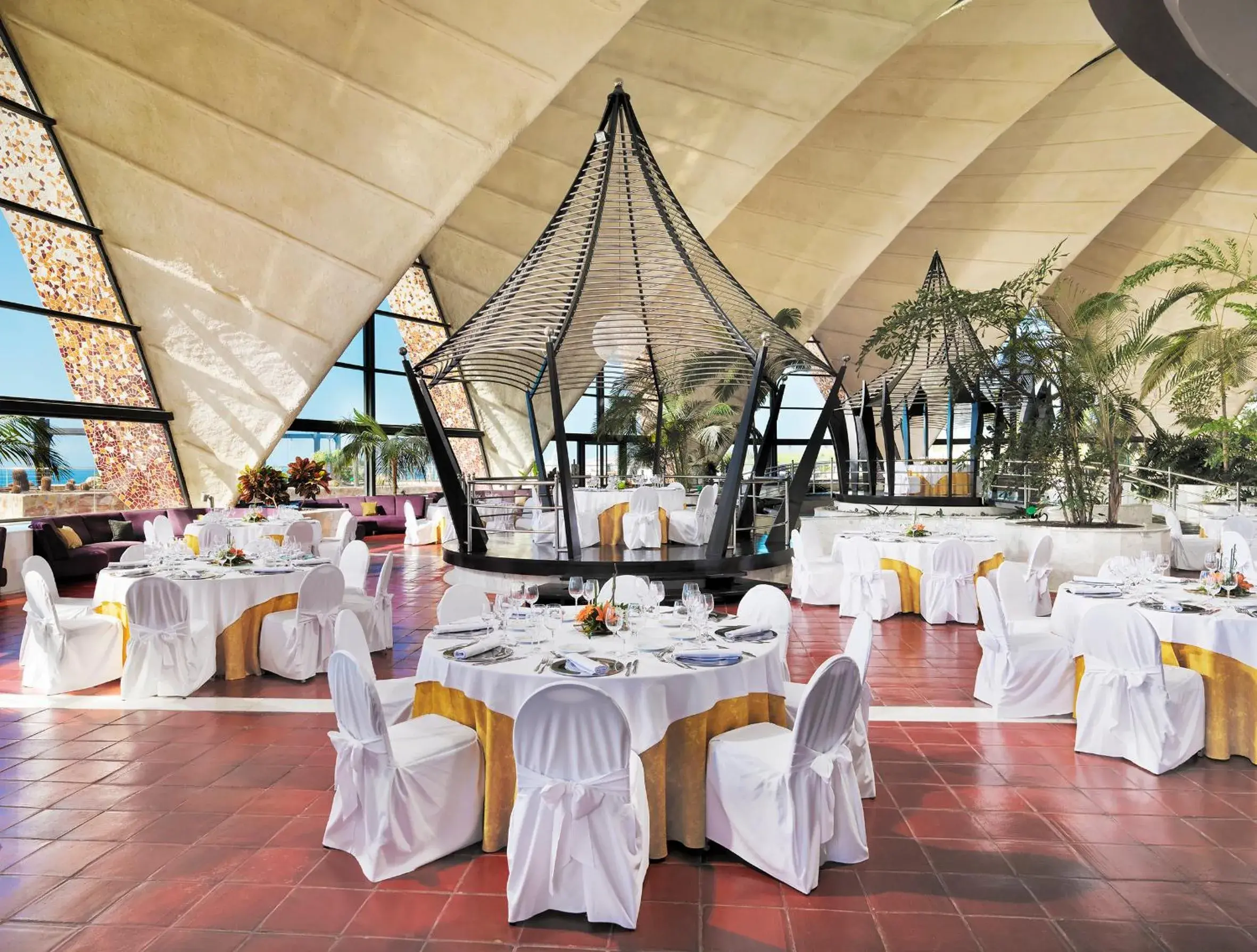 Restaurant/places to eat, Banquet Facilities in H10 Playa Meloneras Palace