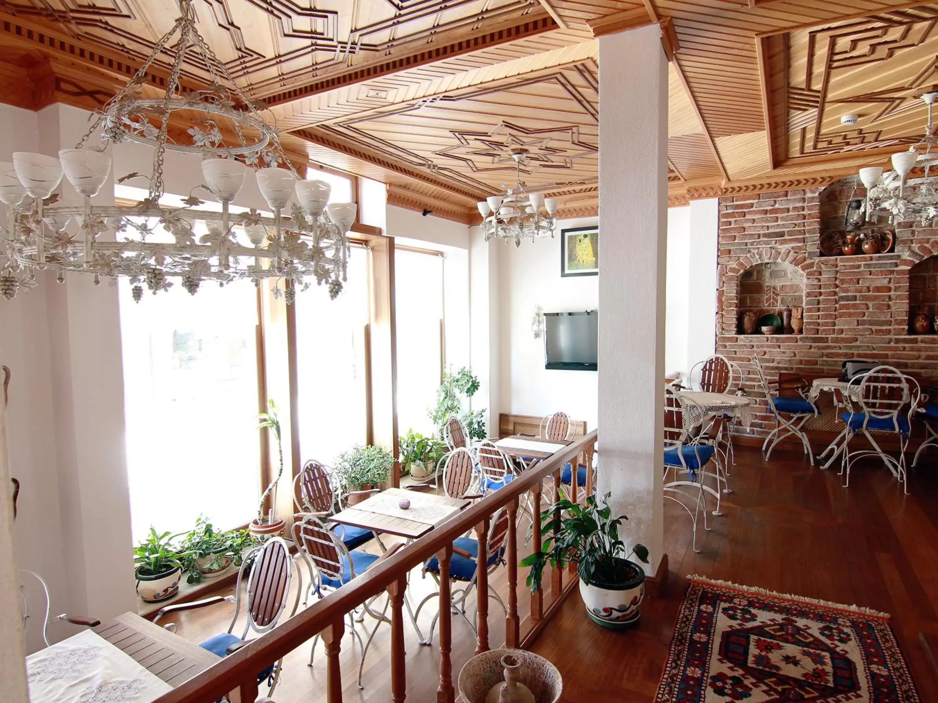 Restaurant/places to eat in Hotel Des Etrangers - Special Category Restaurant/places to eat in Hotel Des Etrangers - Special Category