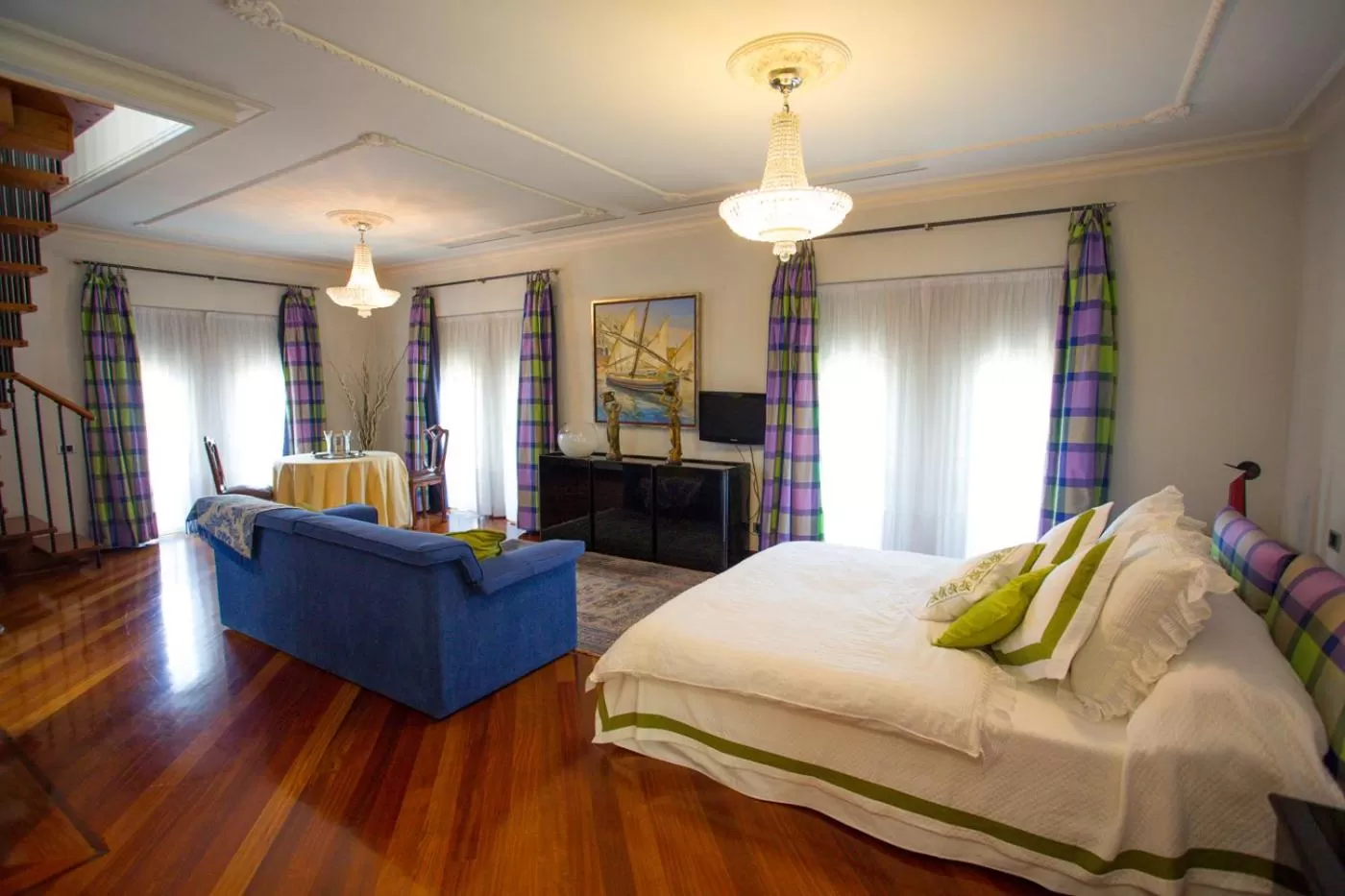 Decorative detail, Bed in Hotel Boutique Edelweiss La Garriga