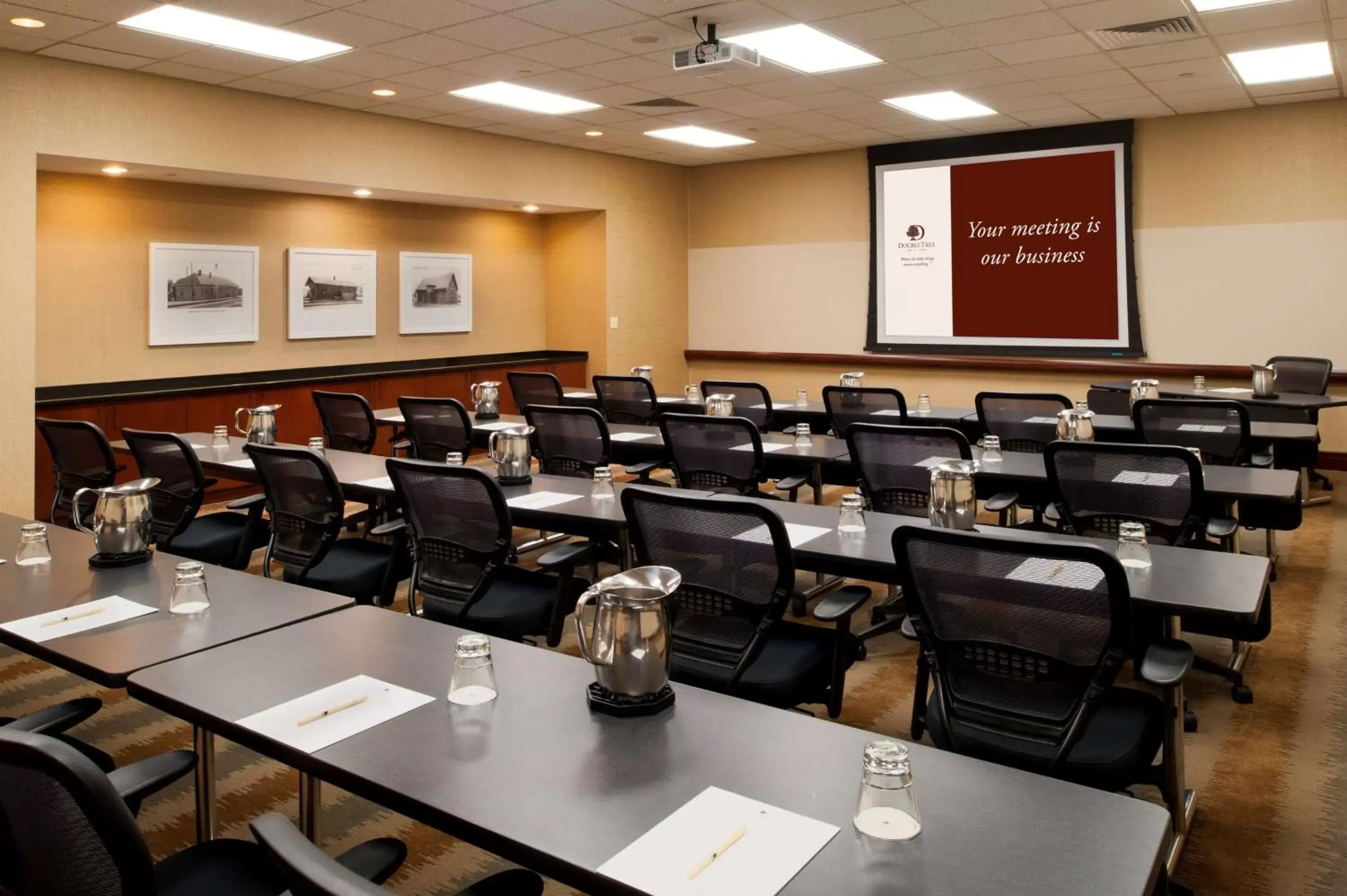 Meeting/conference room in DoubleTree by Hilton Hotel St. Louis - Chesterfield