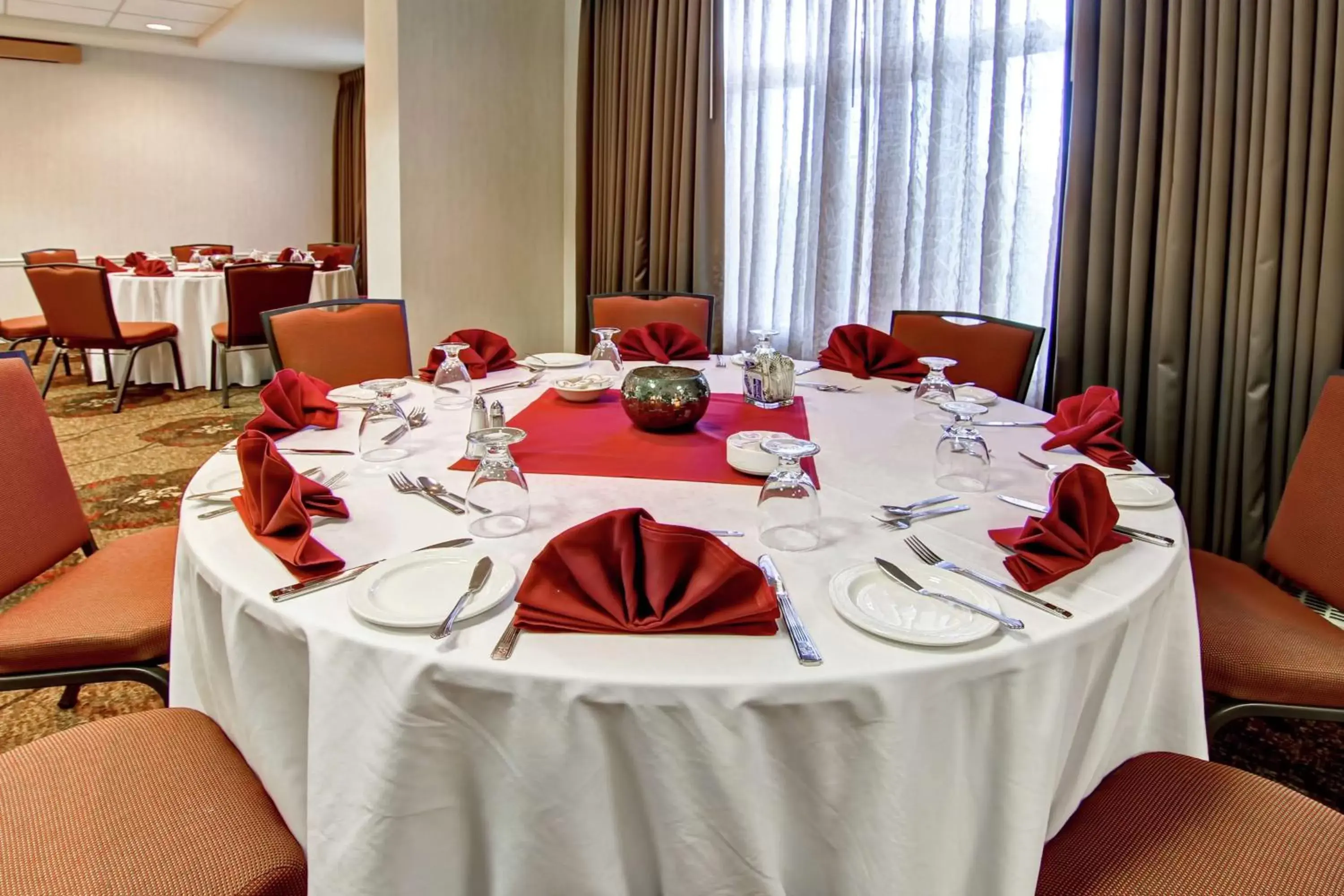 Meeting/conference room, Banquet Facilities in Hilton Garden Inn Calgary Airport