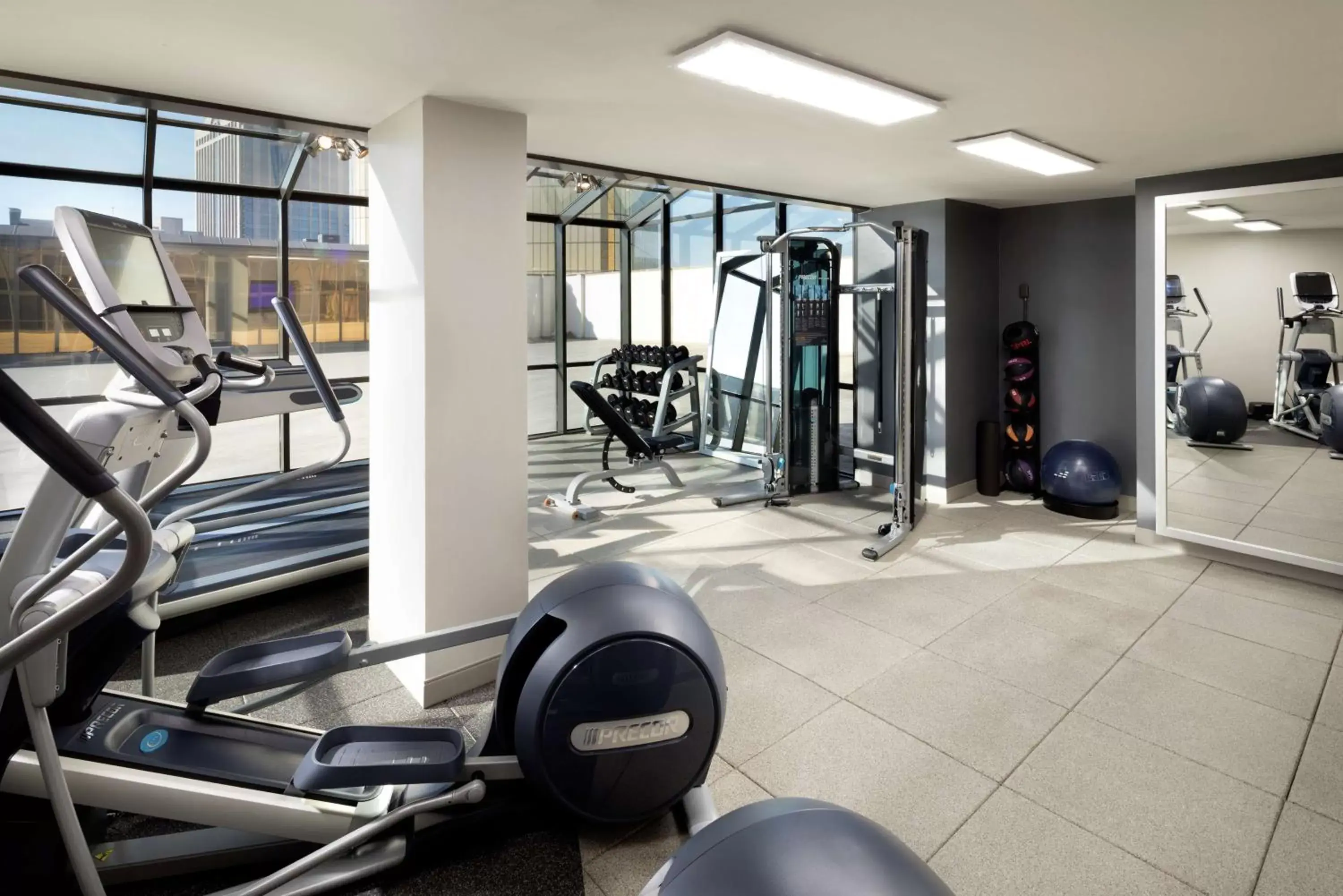 Fitness centre/facilities, Fitness Center/Facilities in DoubleTree by Hilton Hotel Dallas Campbell Centre