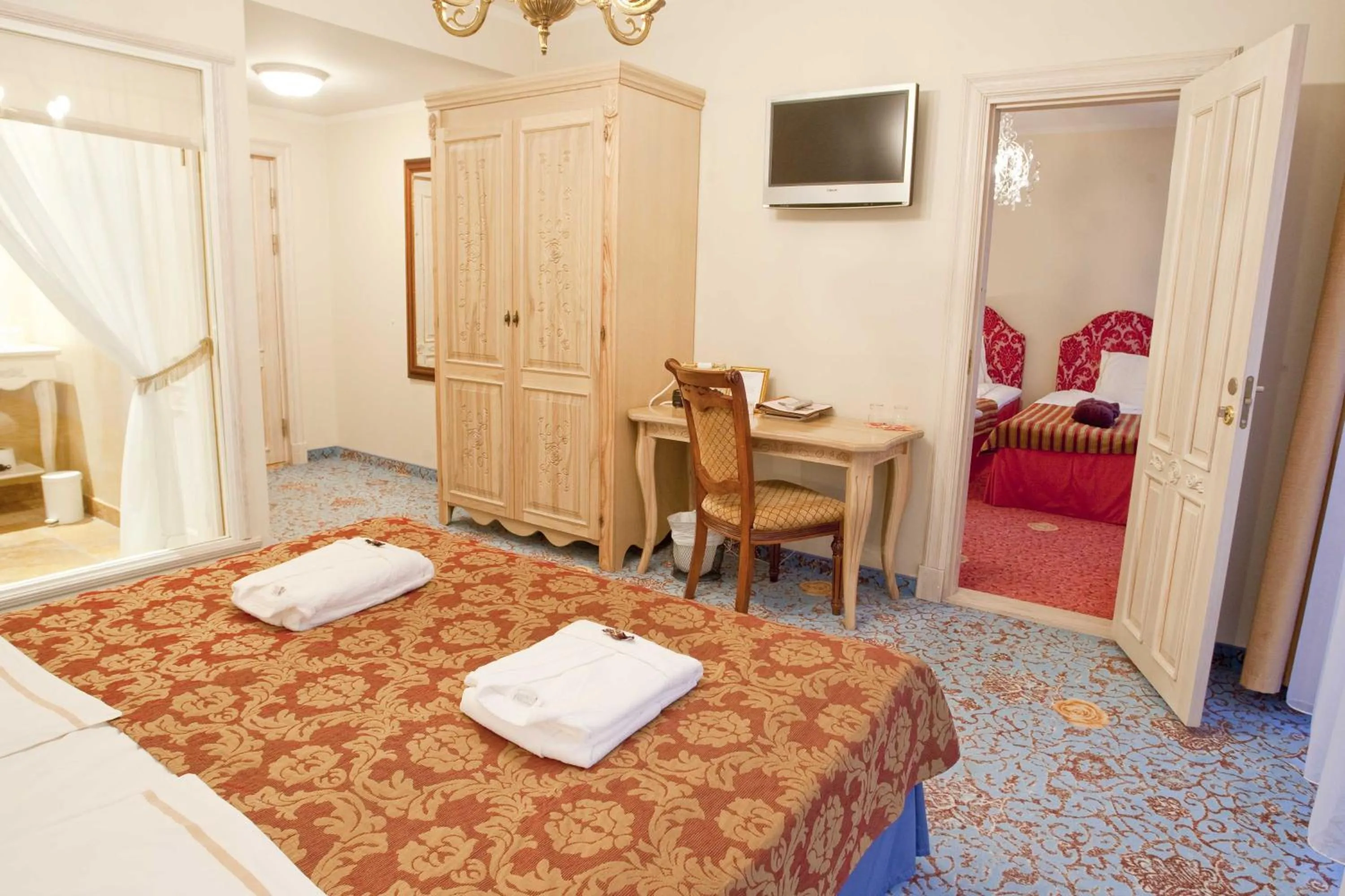 Bedroom, Bed in Grand Rose SPA Hotel