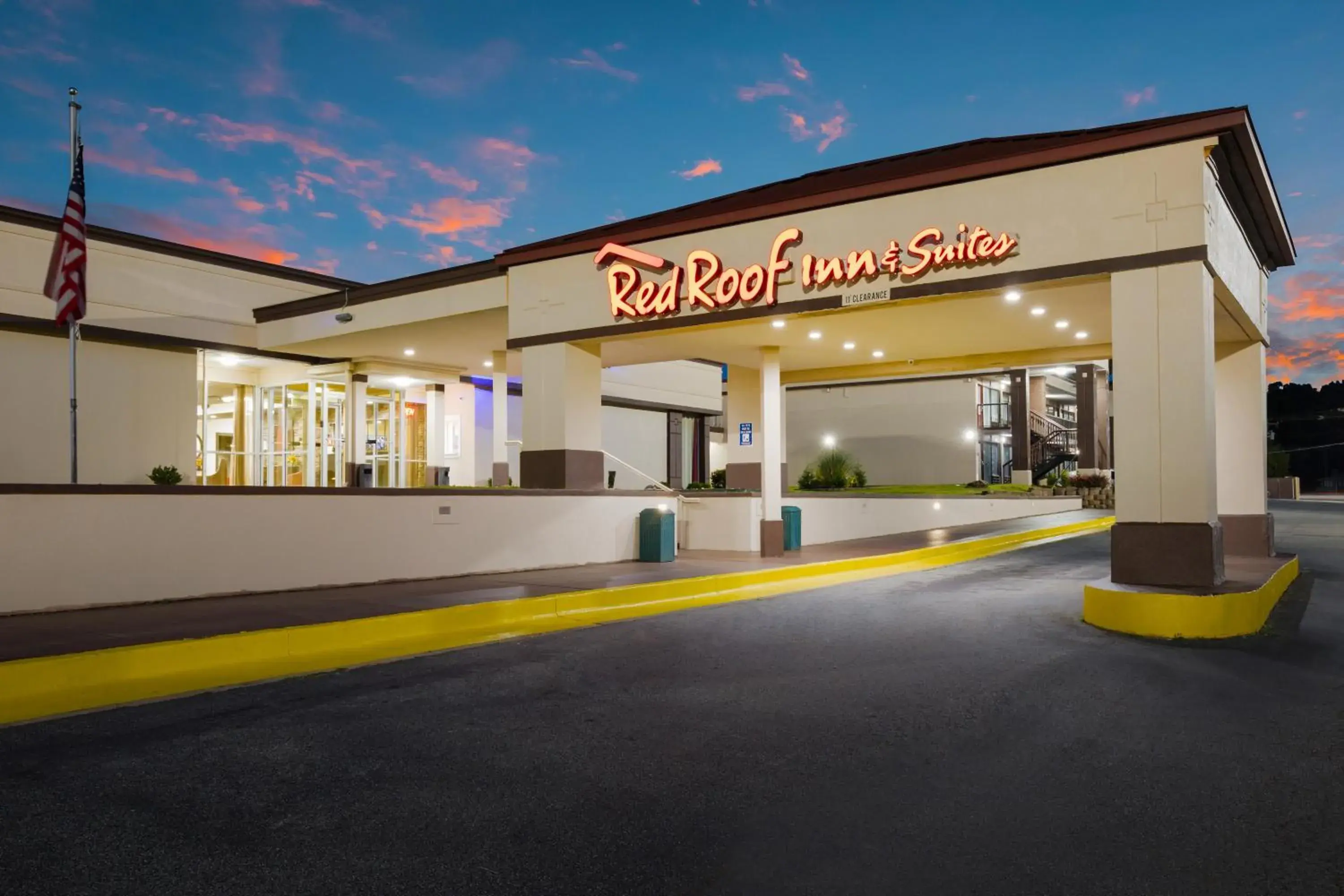 Property building in Red Roof Inn & Suites Anderson, SC