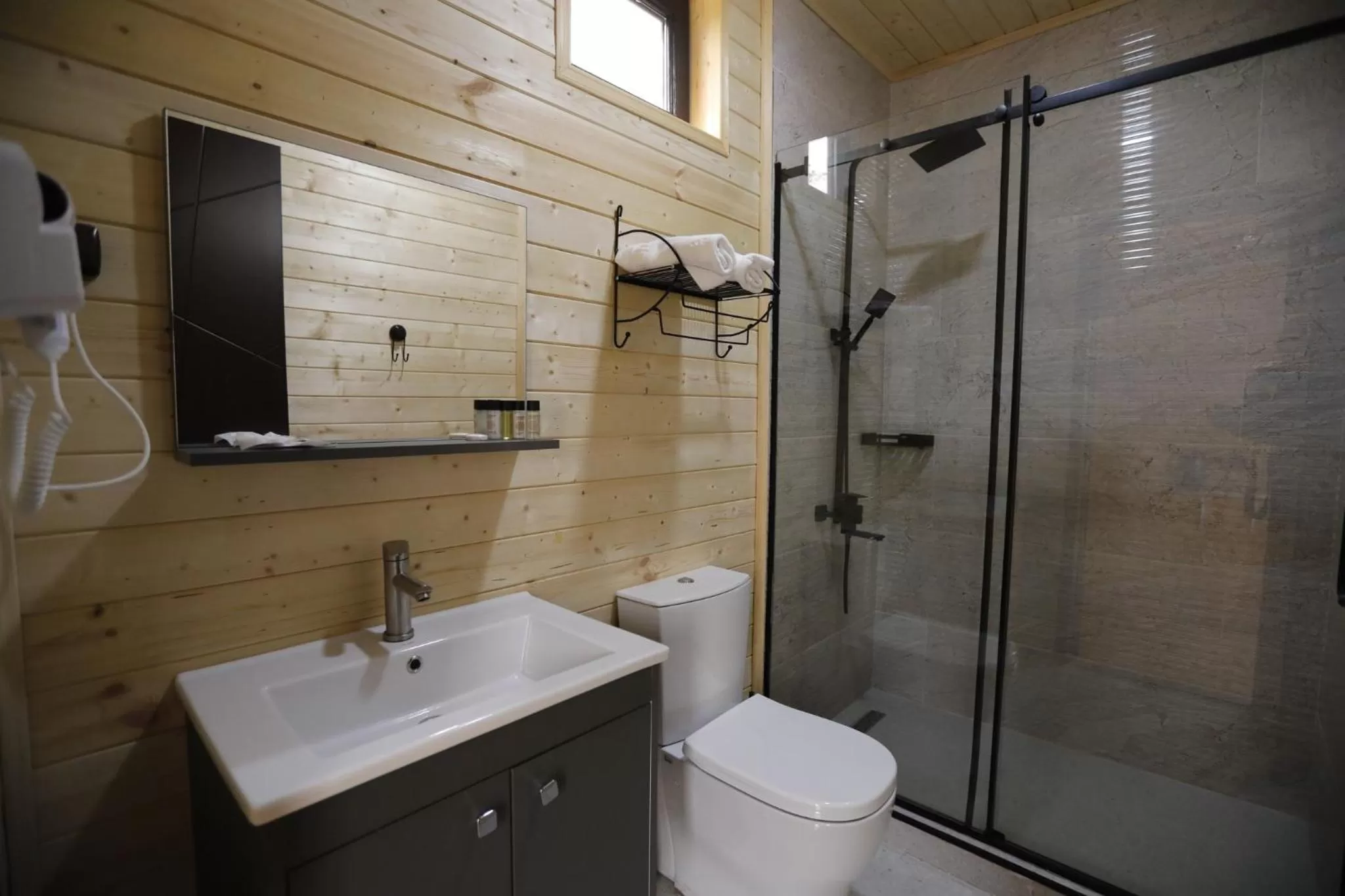 Shower, Bathroom in Chubini Winery & Cabins