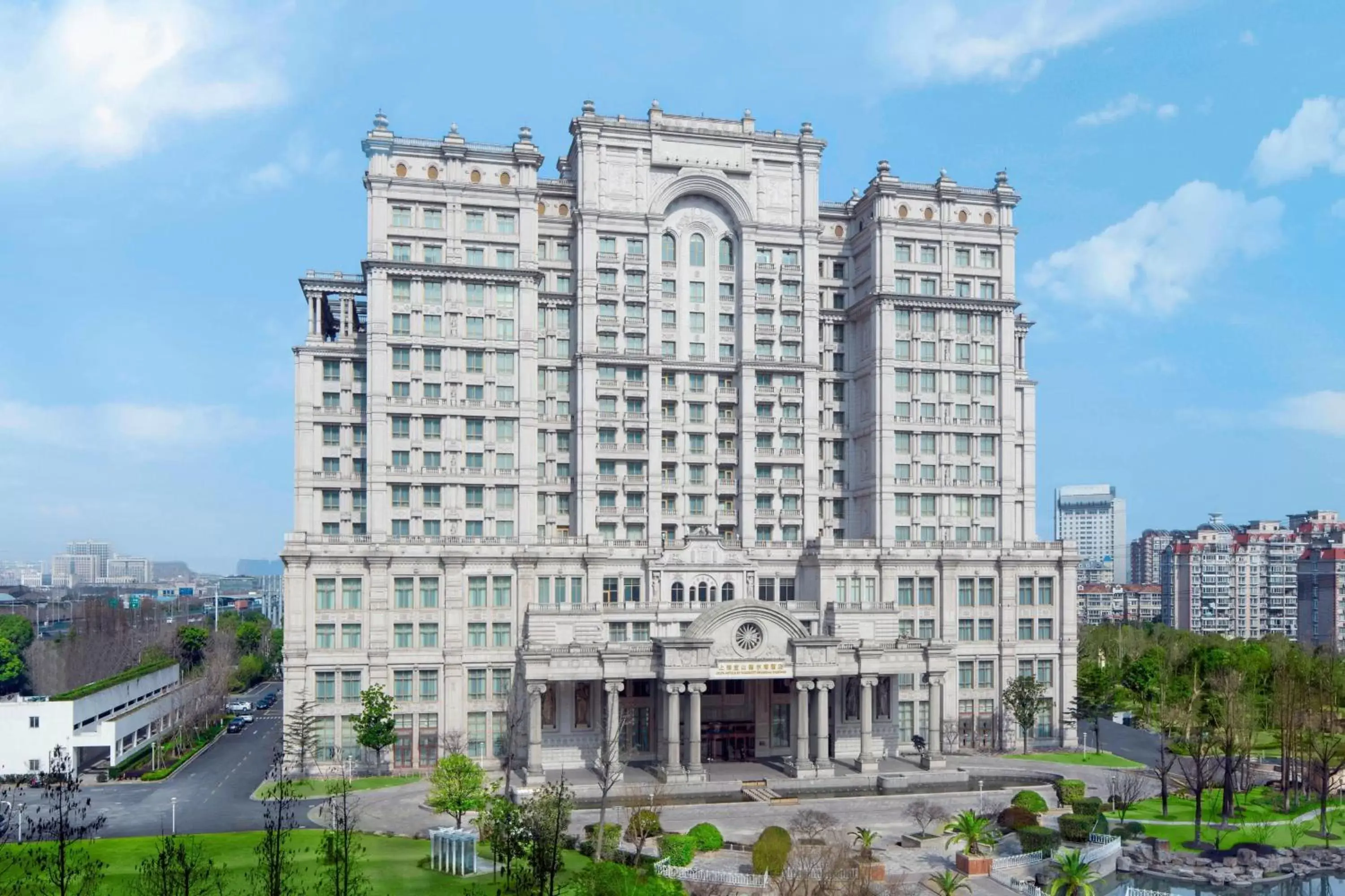 Property building in Delta Hotels by Marriott Shanghai Baoshan