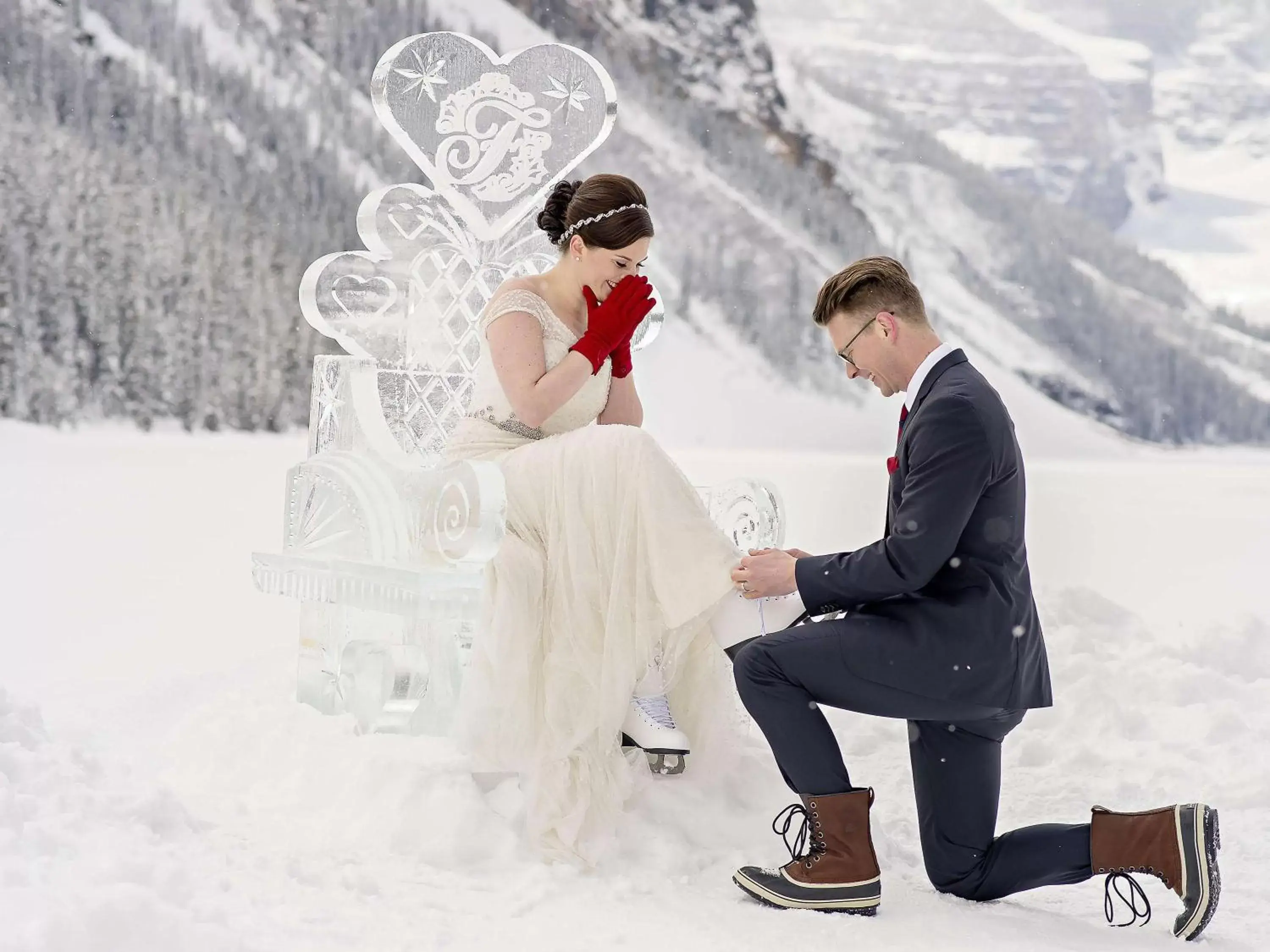 wedding, Winter in Fairmont Château Lake Louise