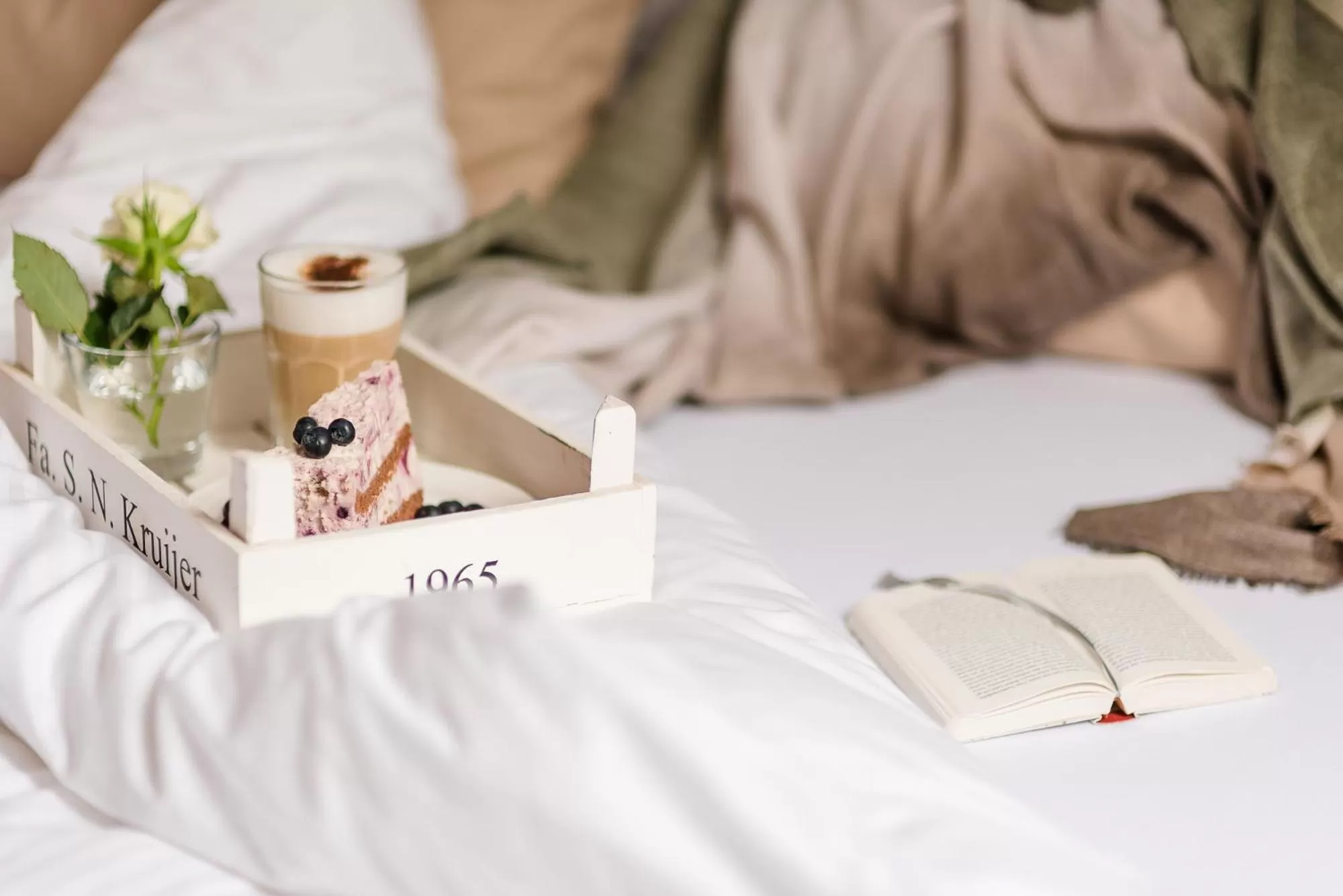 Bed in Romantik Hotel Ahrenberg