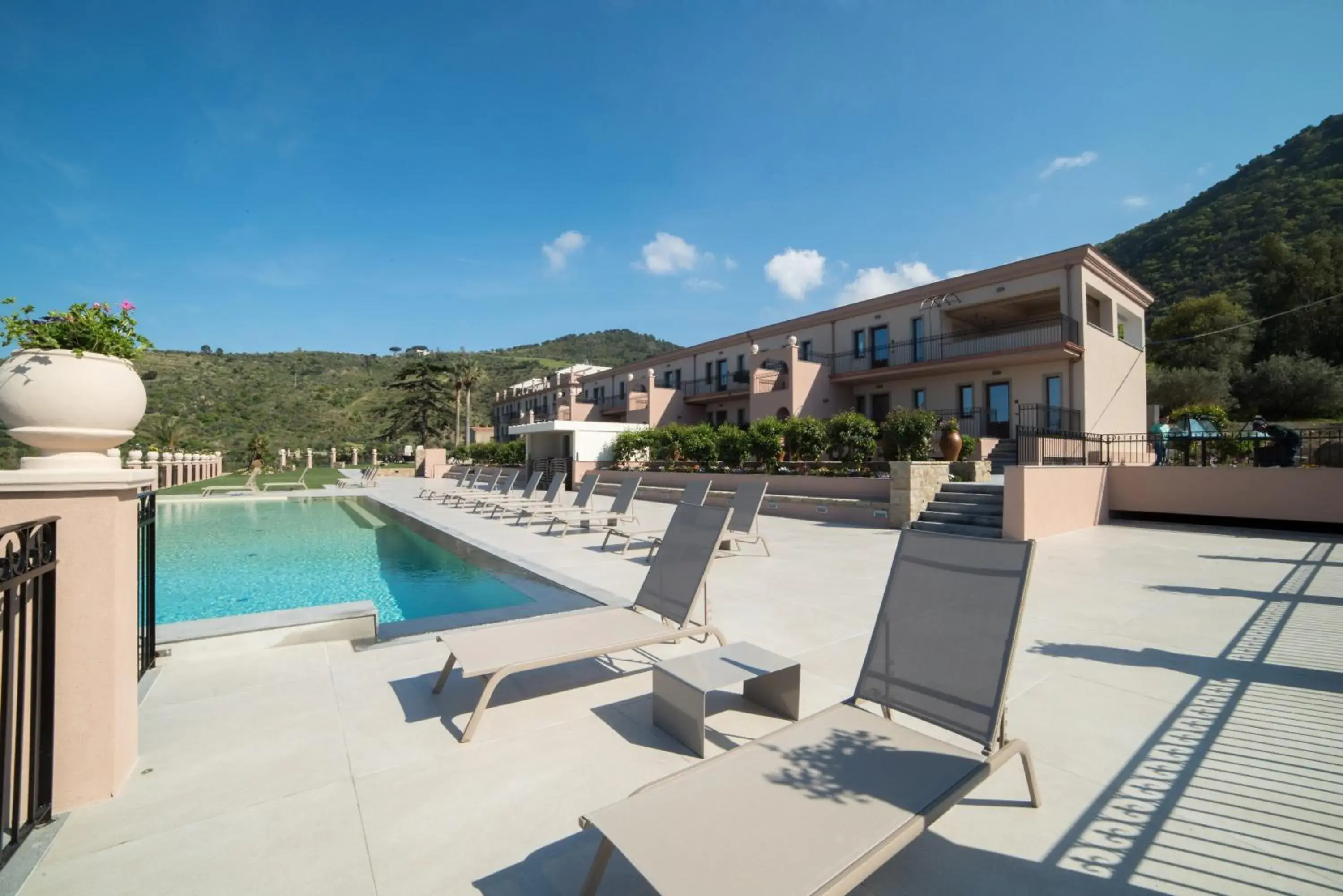 Swimming Pool in Best Western Plus Hotel Terre di Eolo