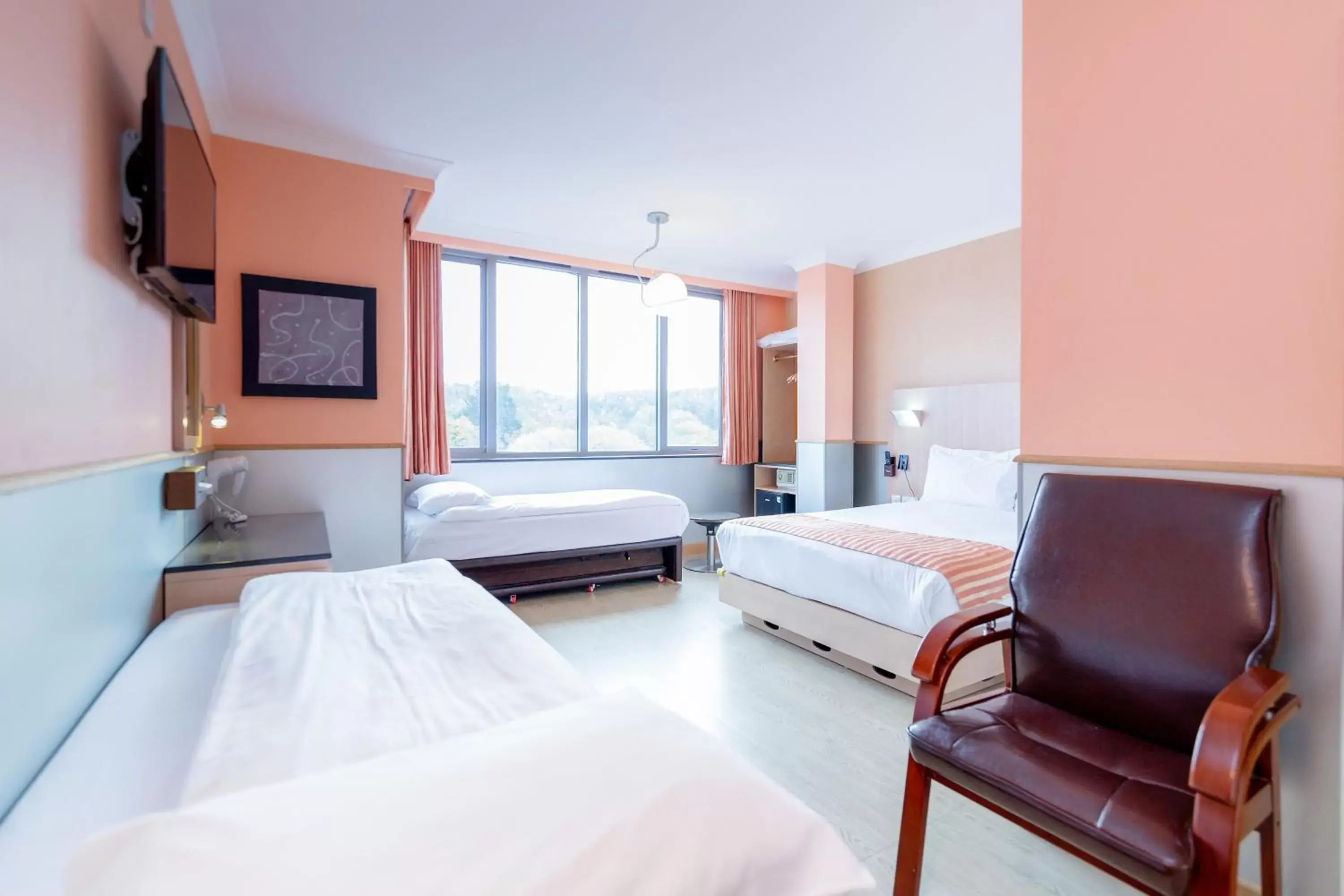 Bedroom in Eurotraveller Hotel - Premier - Harrow
