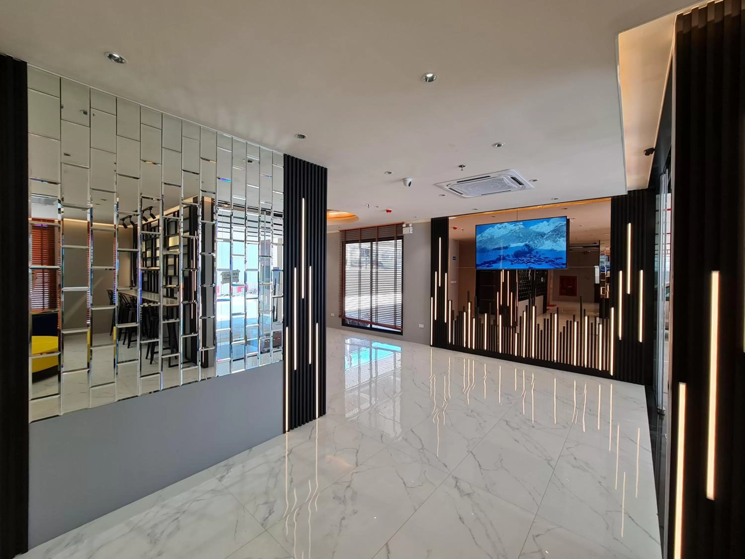 Lobby or reception in The Neuf@Ratchada