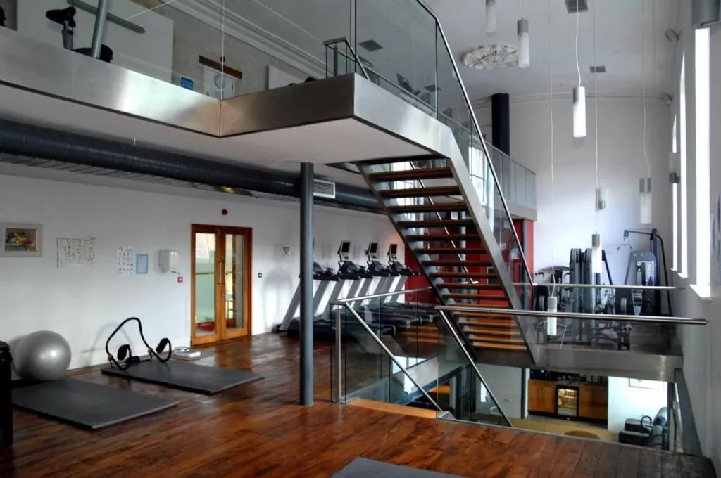 Fitness centre/facilities in Burton Hotel