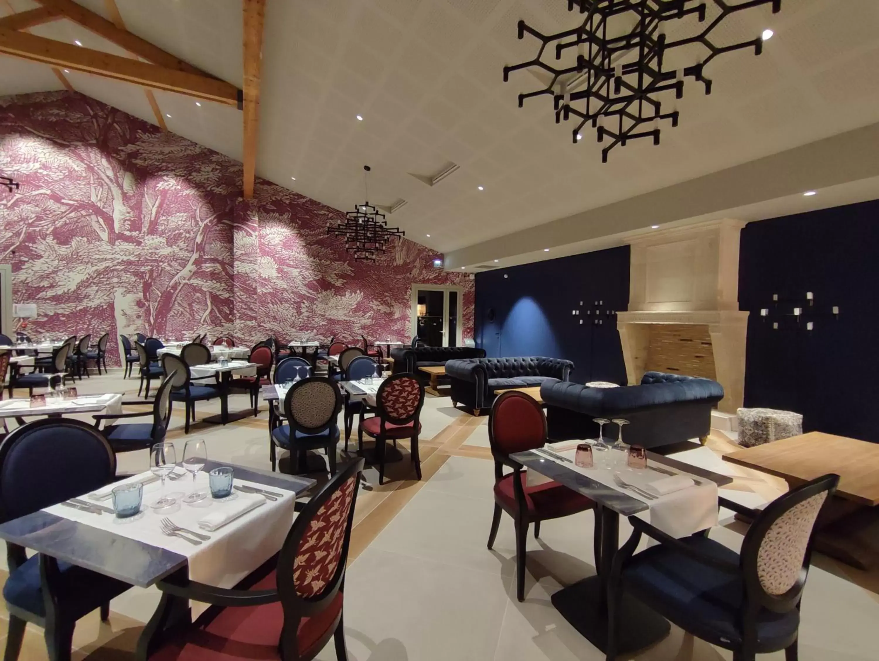 Restaurant/Places to Eat in Château Fage - La Maison des Vignes - Groupe LES COLLECTIONNEURS