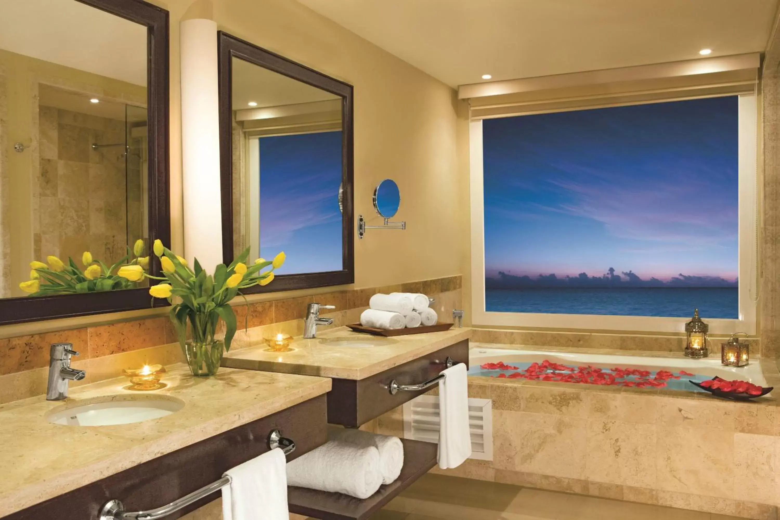 Bathroom in Dreams Jade Resort & Spa - All Inclusive
