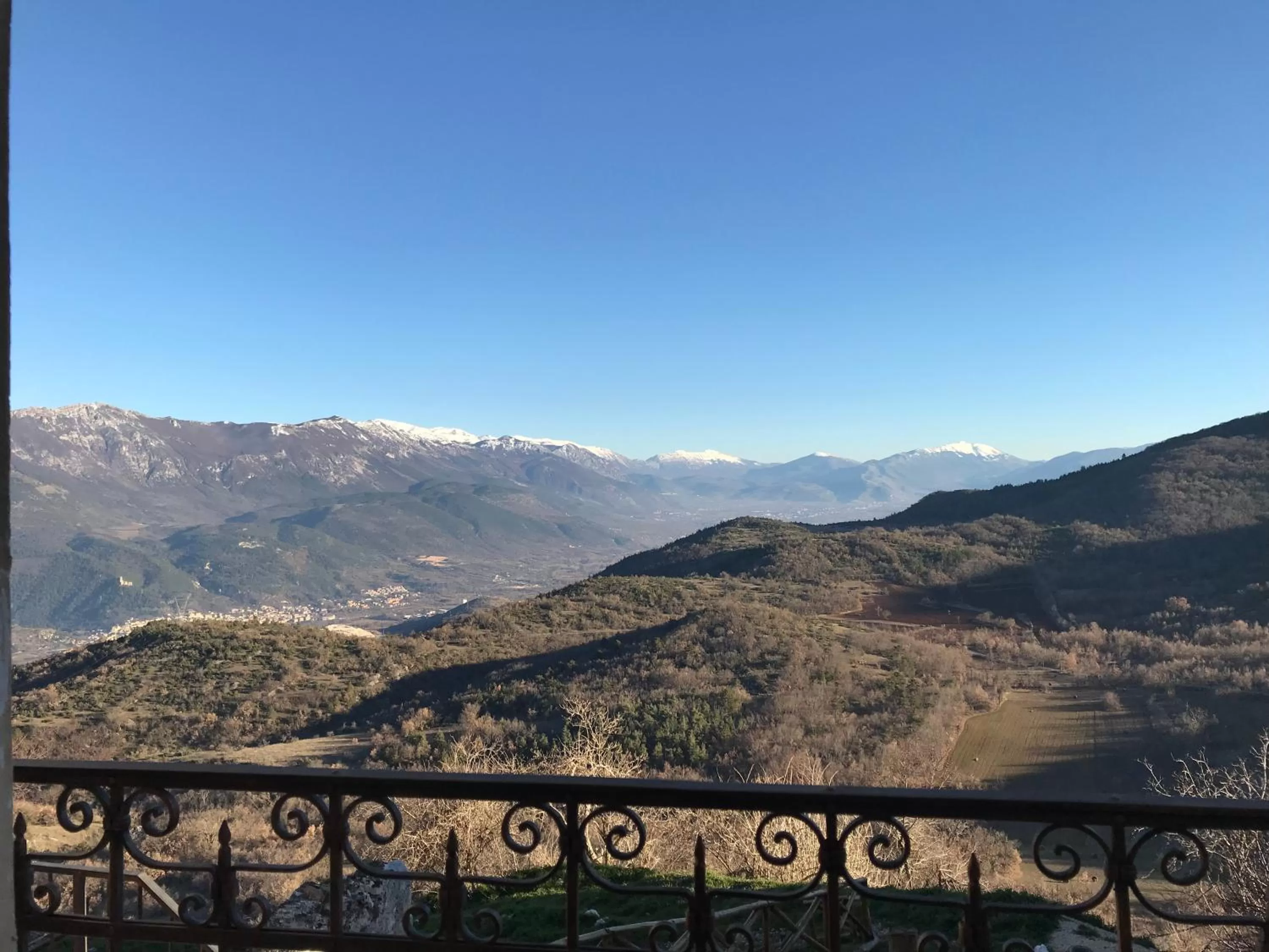 Property building in Charme in Perillis