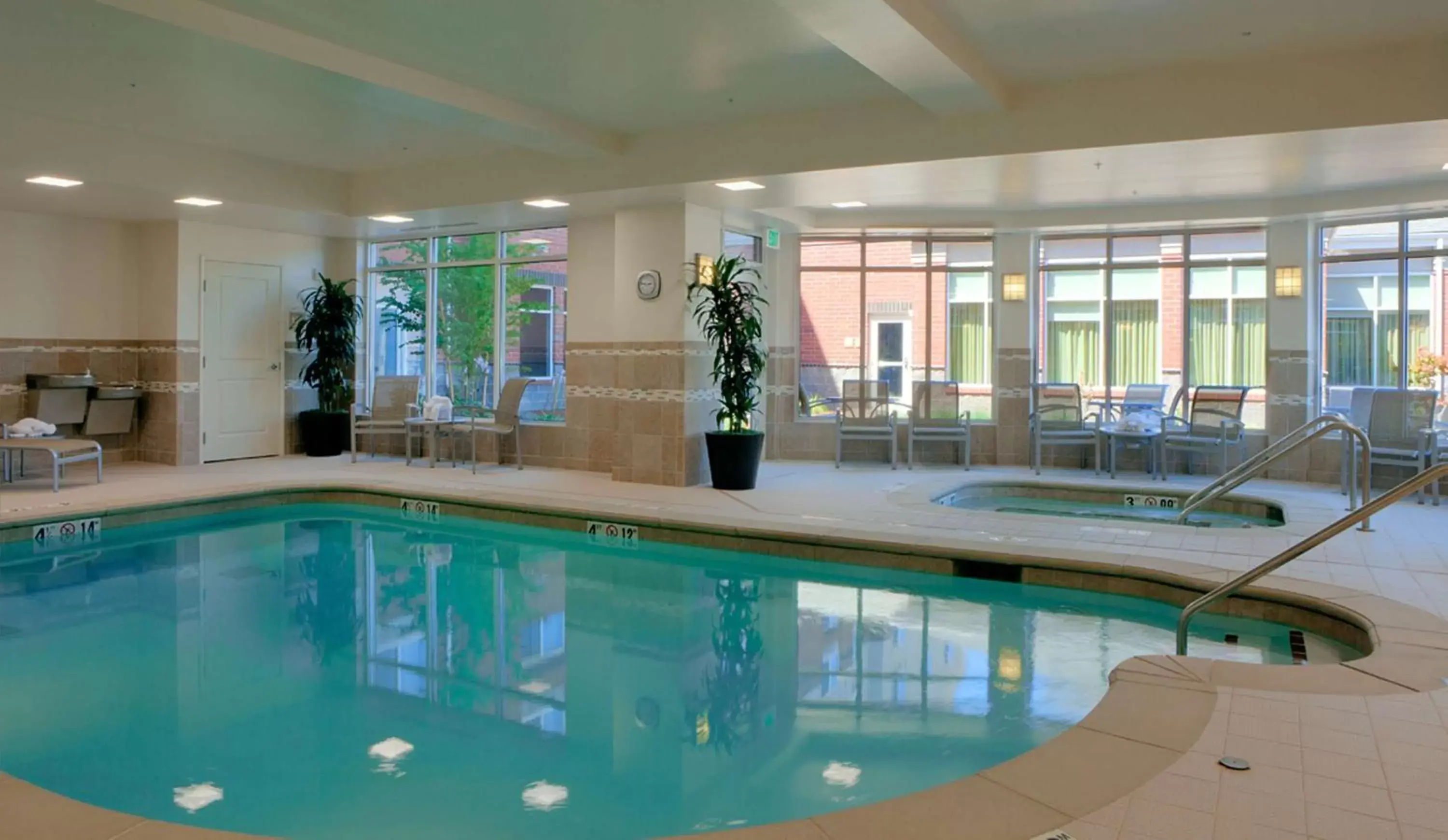 Pool view, Swimming Pool in Hilton Garden Inn Eugene/Springfield