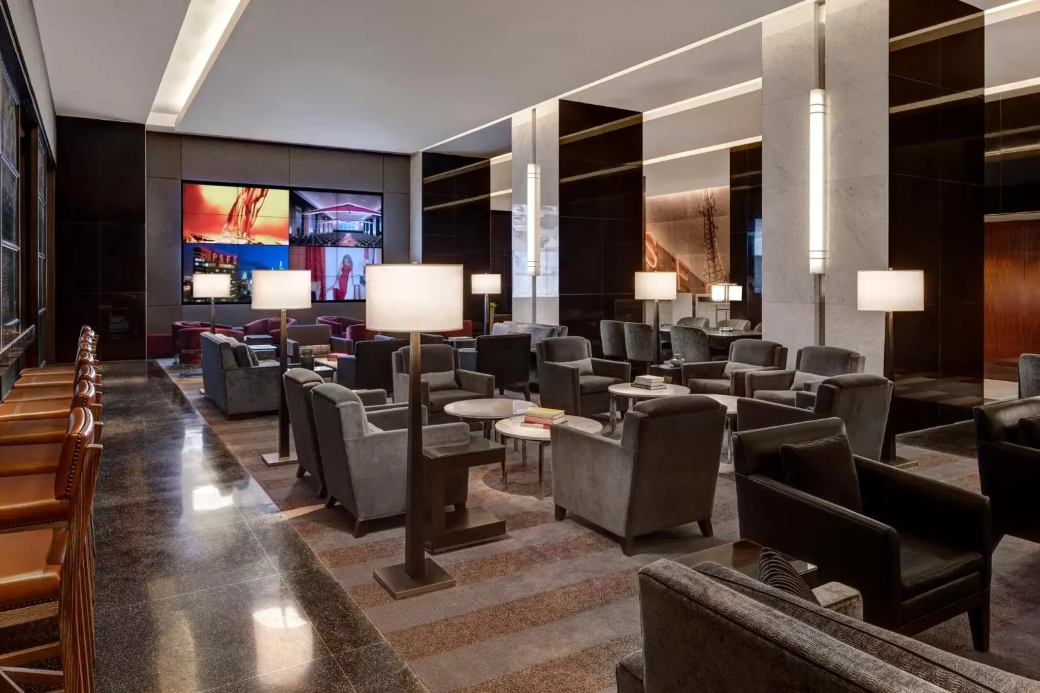 Lobby or reception in Loews Philadelphia Hotel